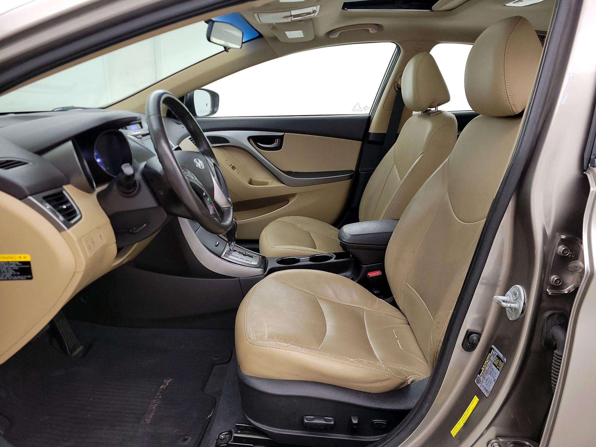 Thumbnail: 2013 Hyundai Elantra - 11