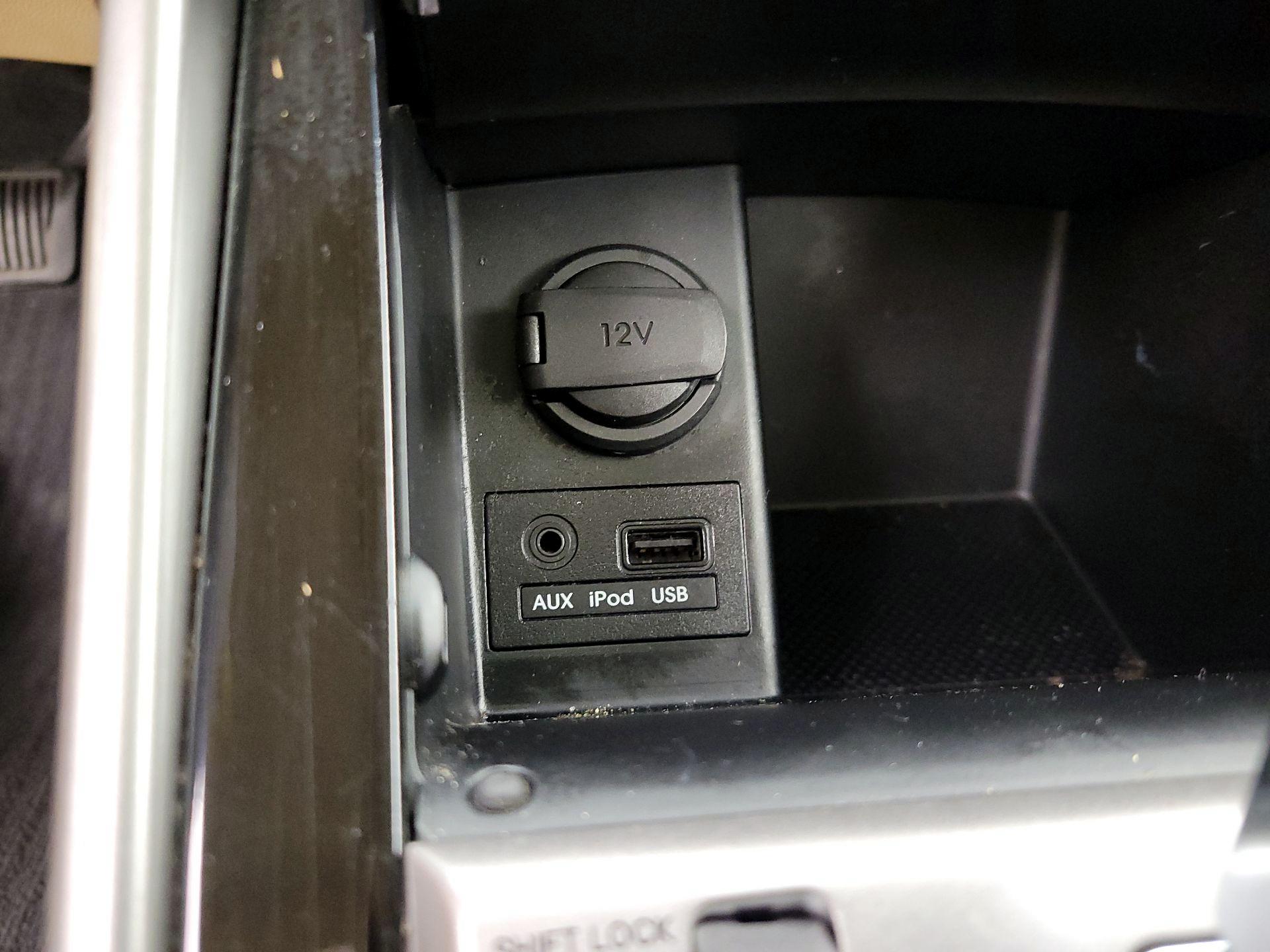 Thumbnail: 2013 Hyundai Elantra - 19