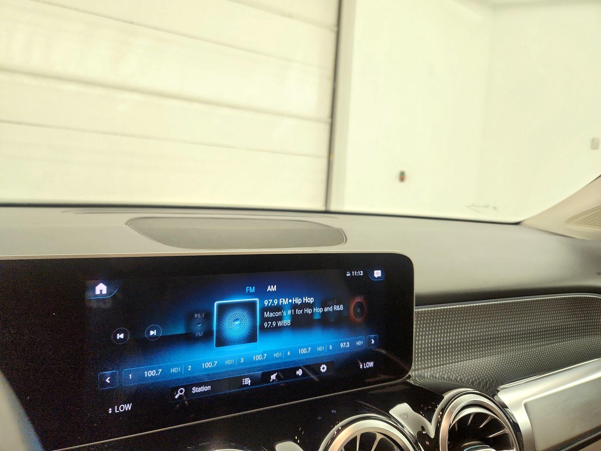 Thumbnail: 2020 Mercedes-Benz GLB - 15