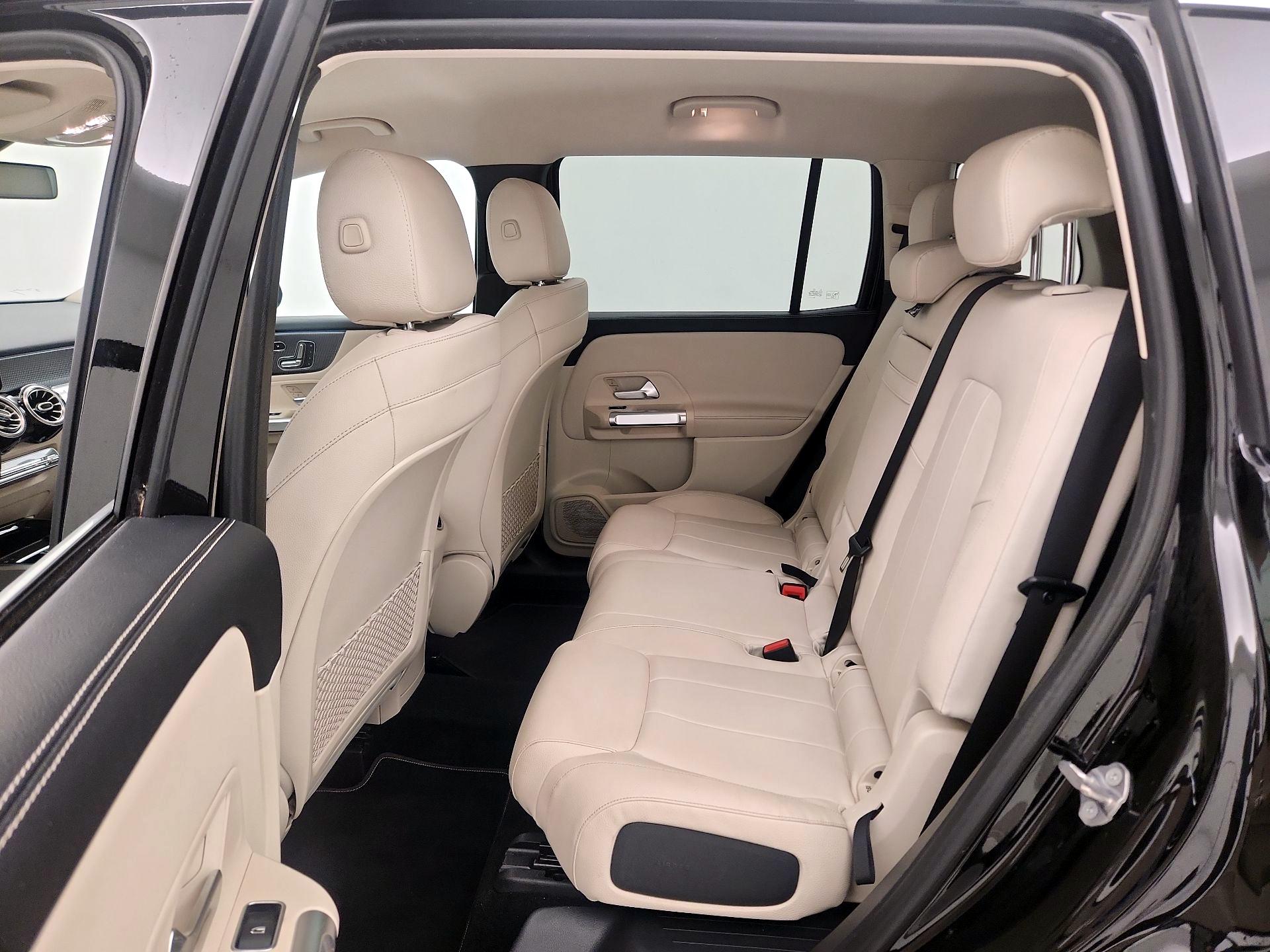 Thumbnail: 2020 Mercedes-Benz GLB - 19