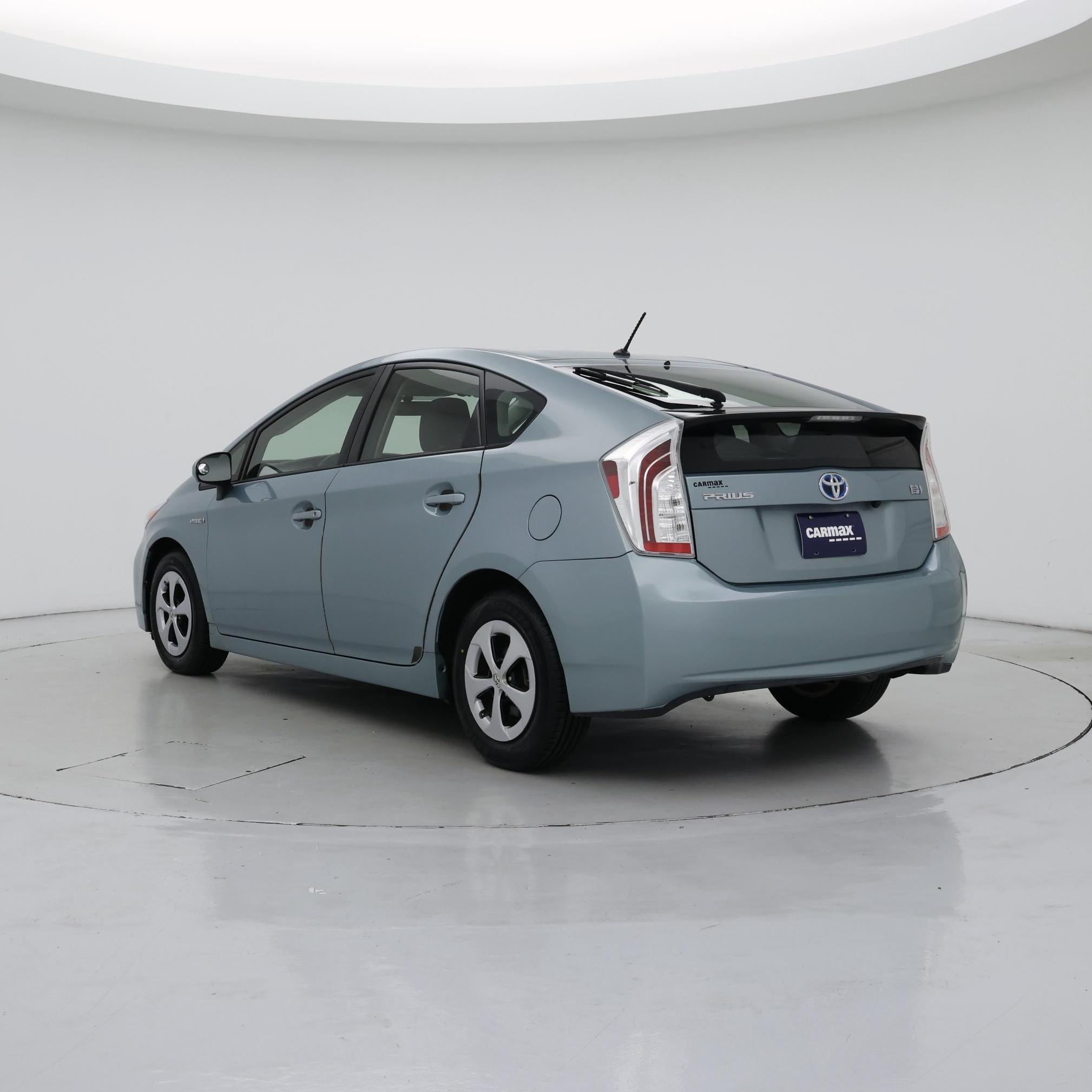 Thumbnail: 2013 Toyota Prius - 2