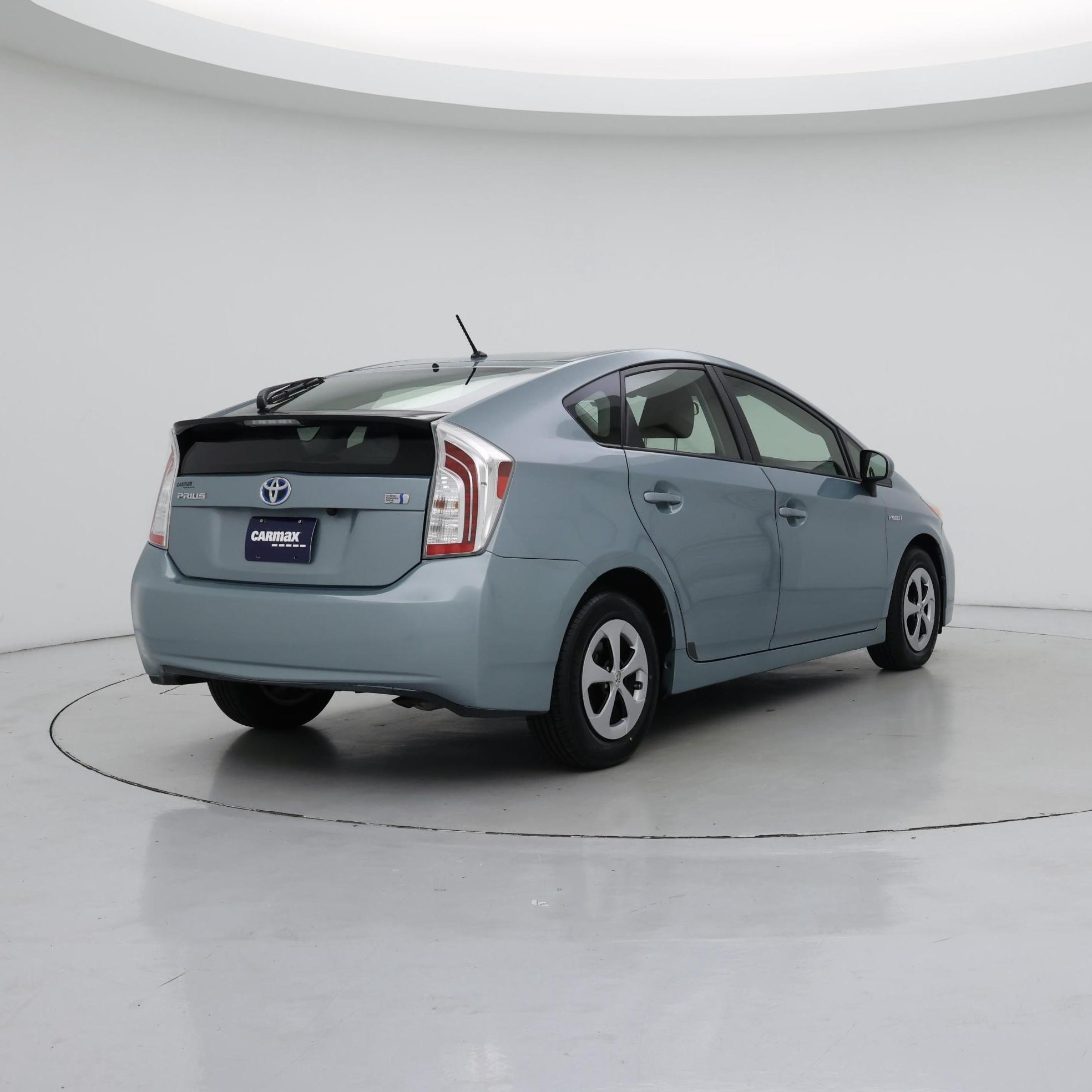 Thumbnail: 2013 Toyota Prius - 8