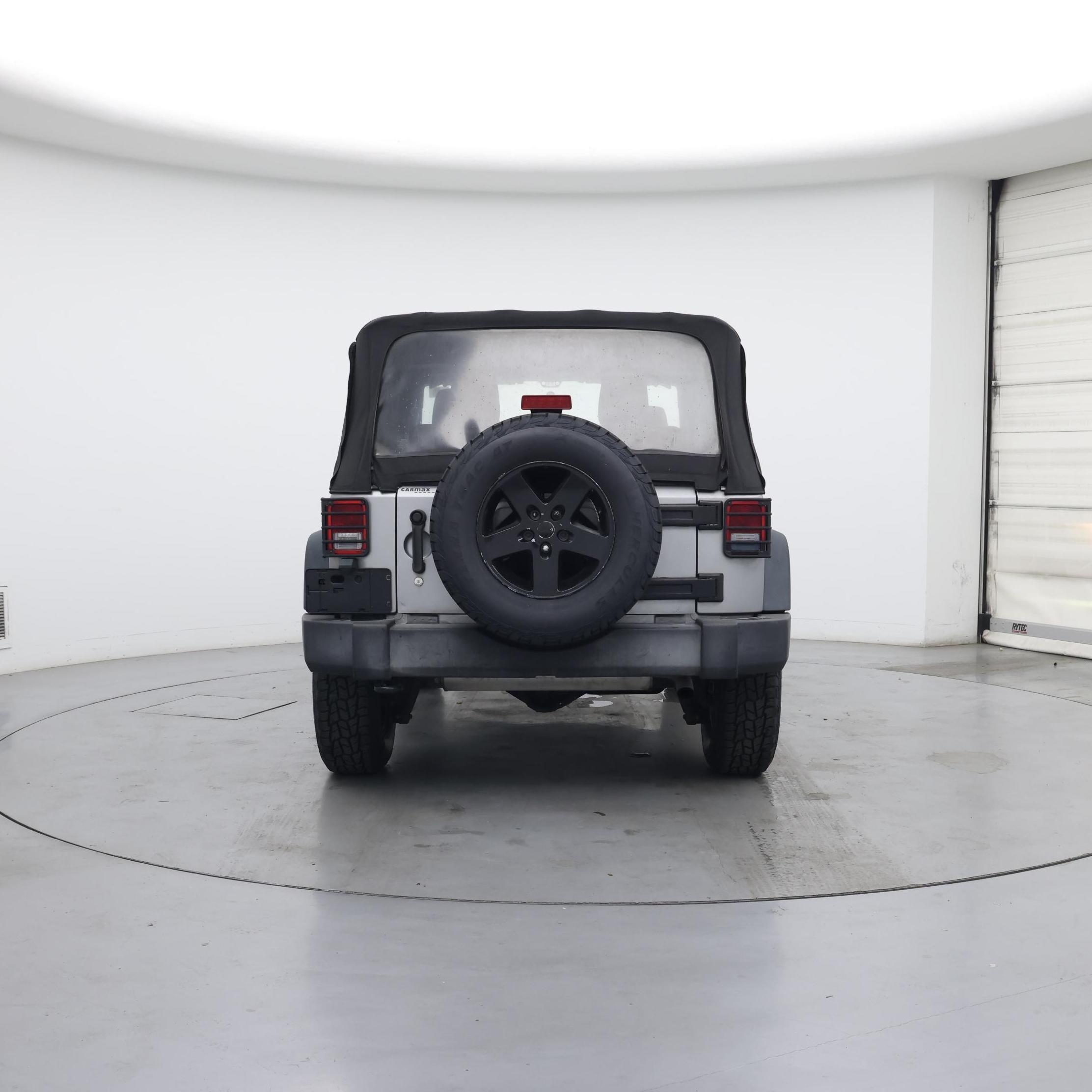 Thumbnail: 2016 Jeep Wrangler - 3