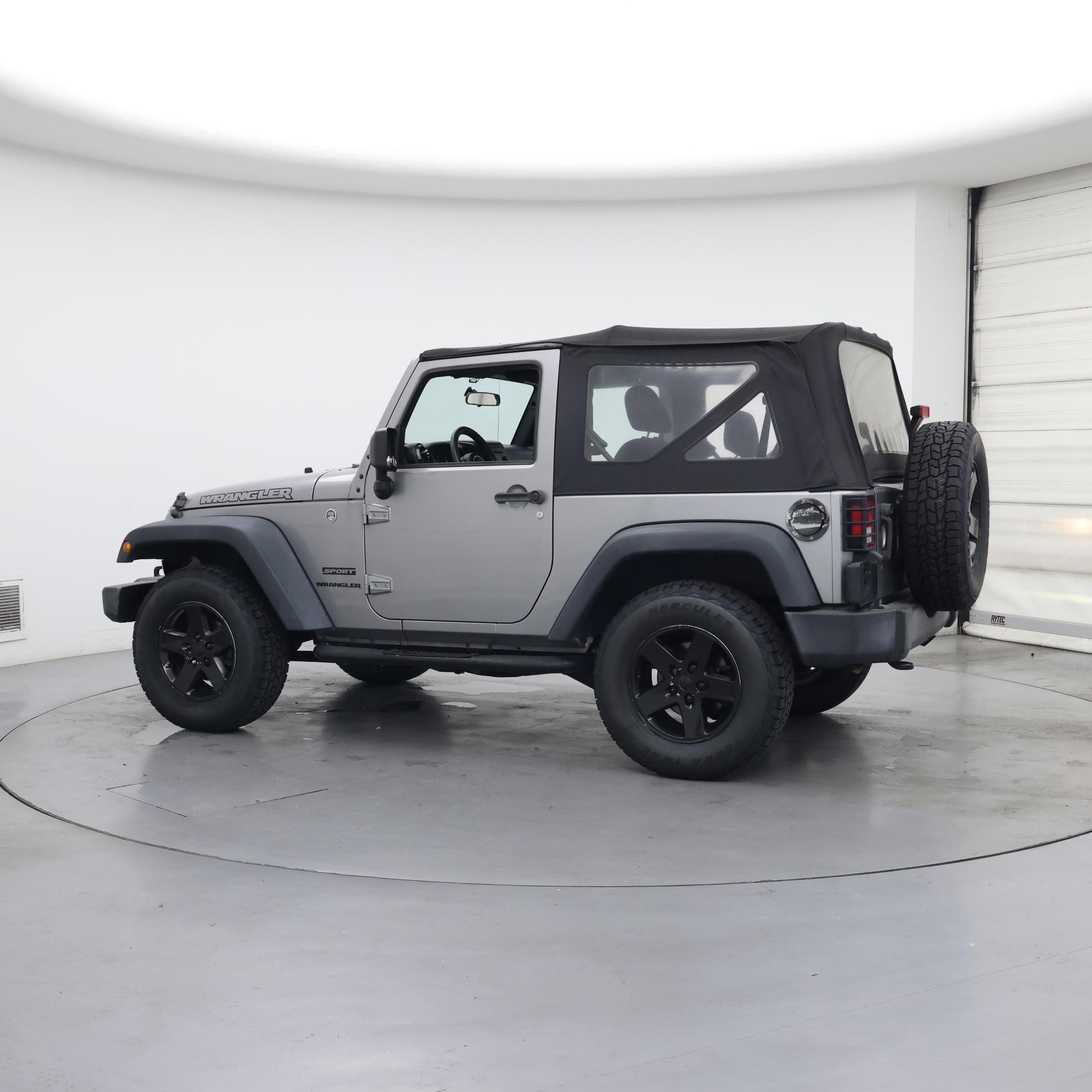 Thumbnail: 2016 Jeep Wrangler - 5