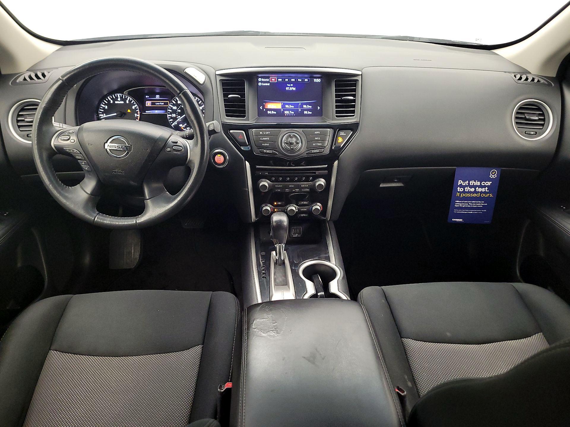 Thumbnail: 2018 Nissan Pathfinder - 9