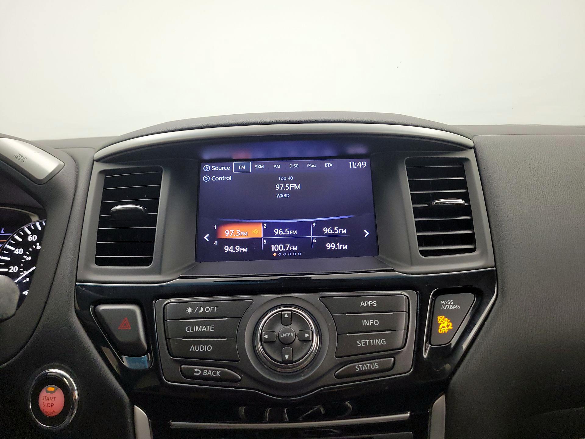 Thumbnail: 2018 Nissan Pathfinder - 14
