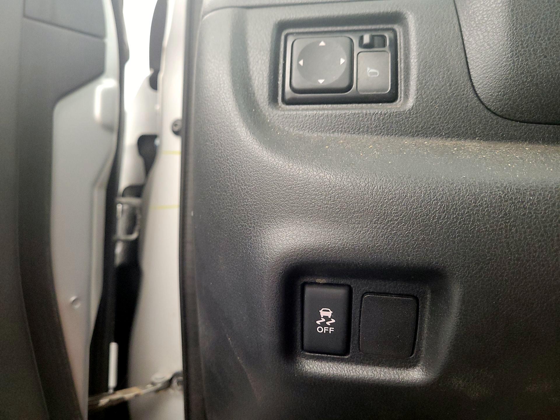 Thumbnail: 2018 Nissan Versa - 13