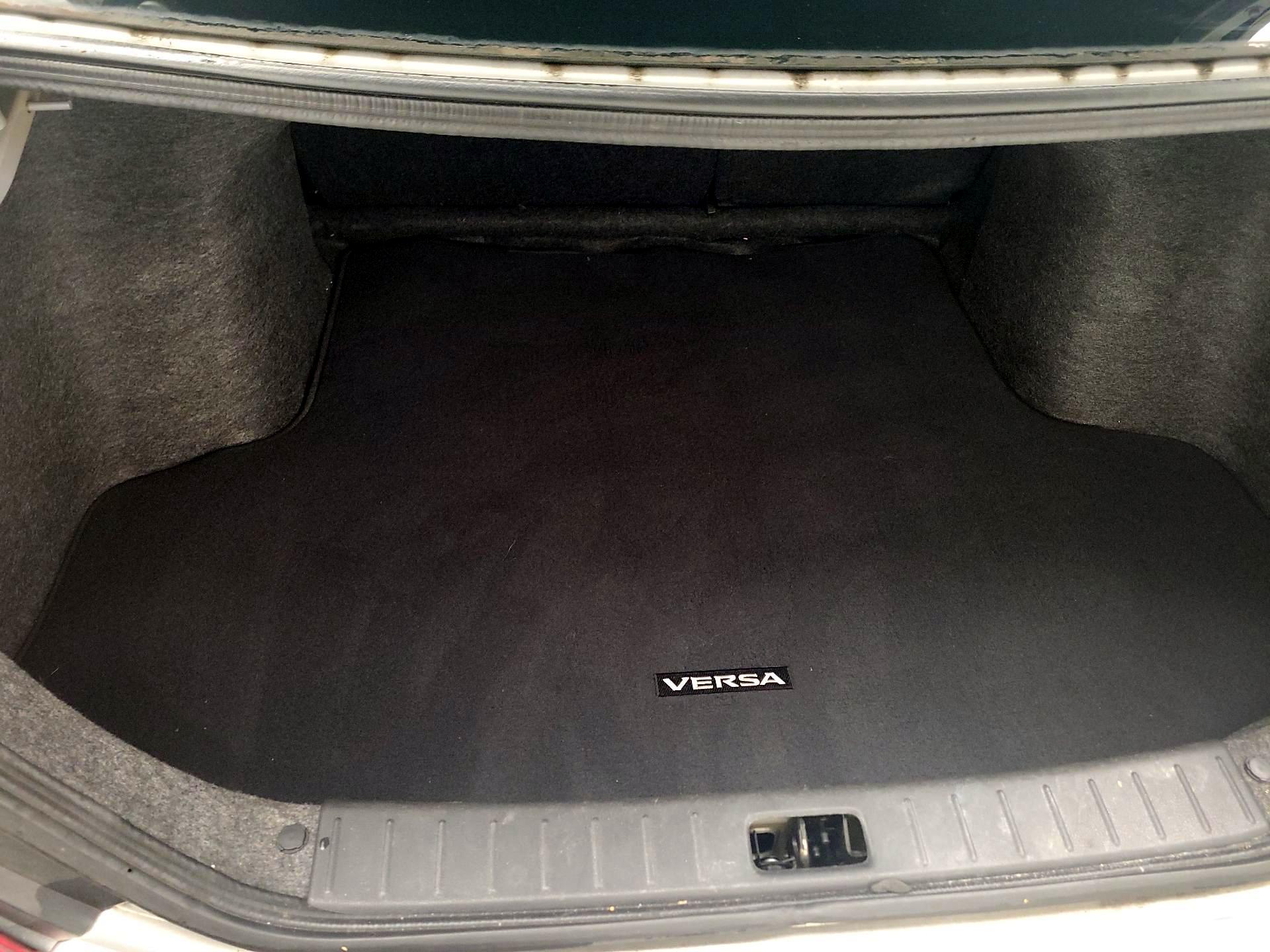 Thumbnail: 2018 Nissan Versa - 18