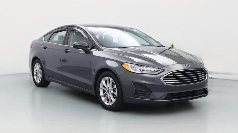 2019 Ford Fusion SE Hero Image