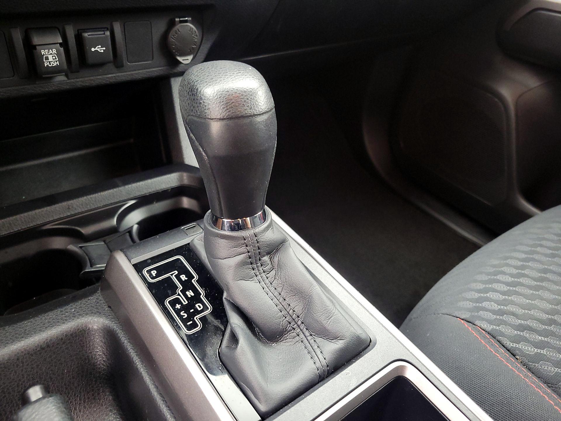 Thumbnail: 2023 Toyota Tacoma - 15