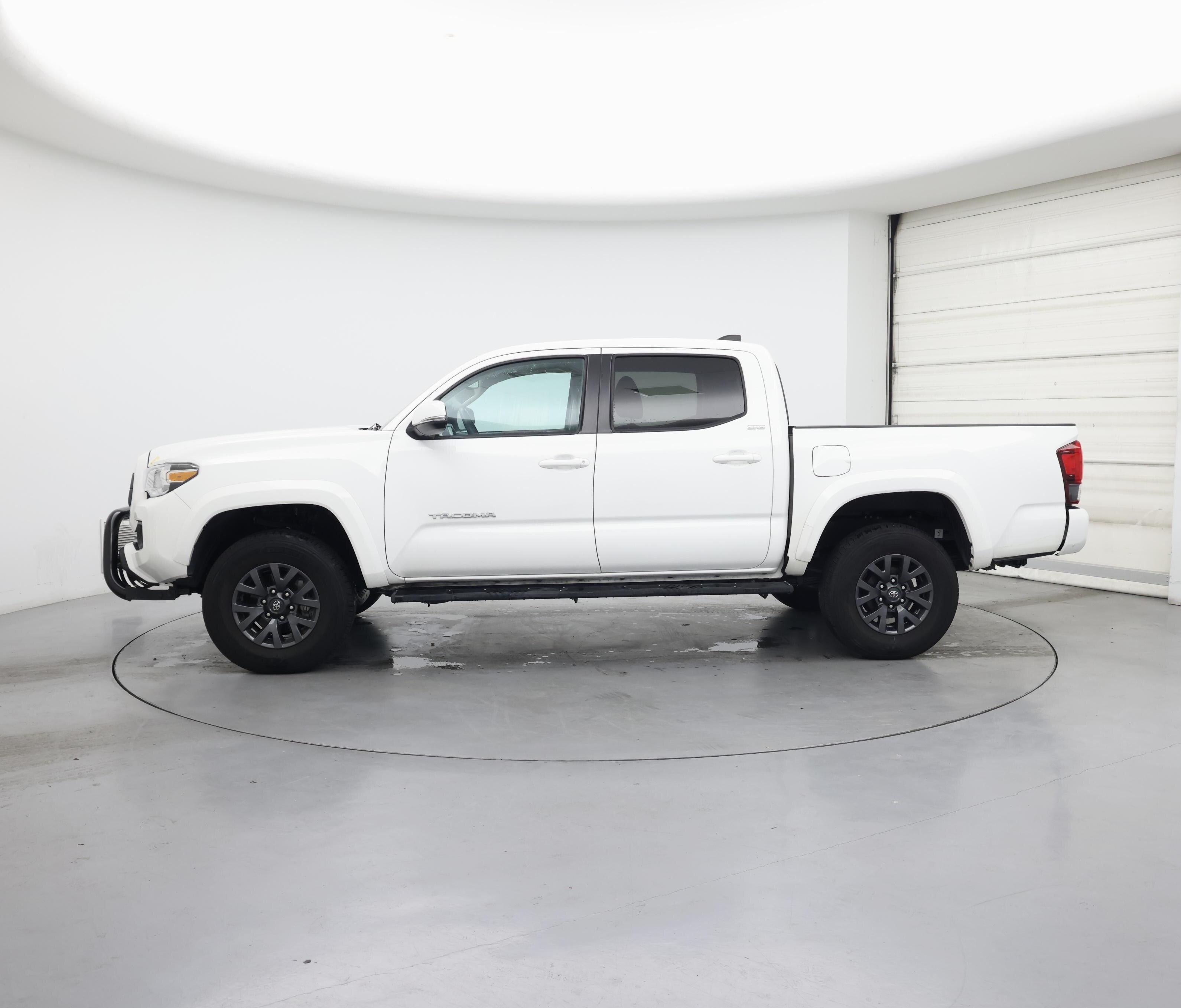 Thumbnail: 2023 Toyota Tacoma - 3