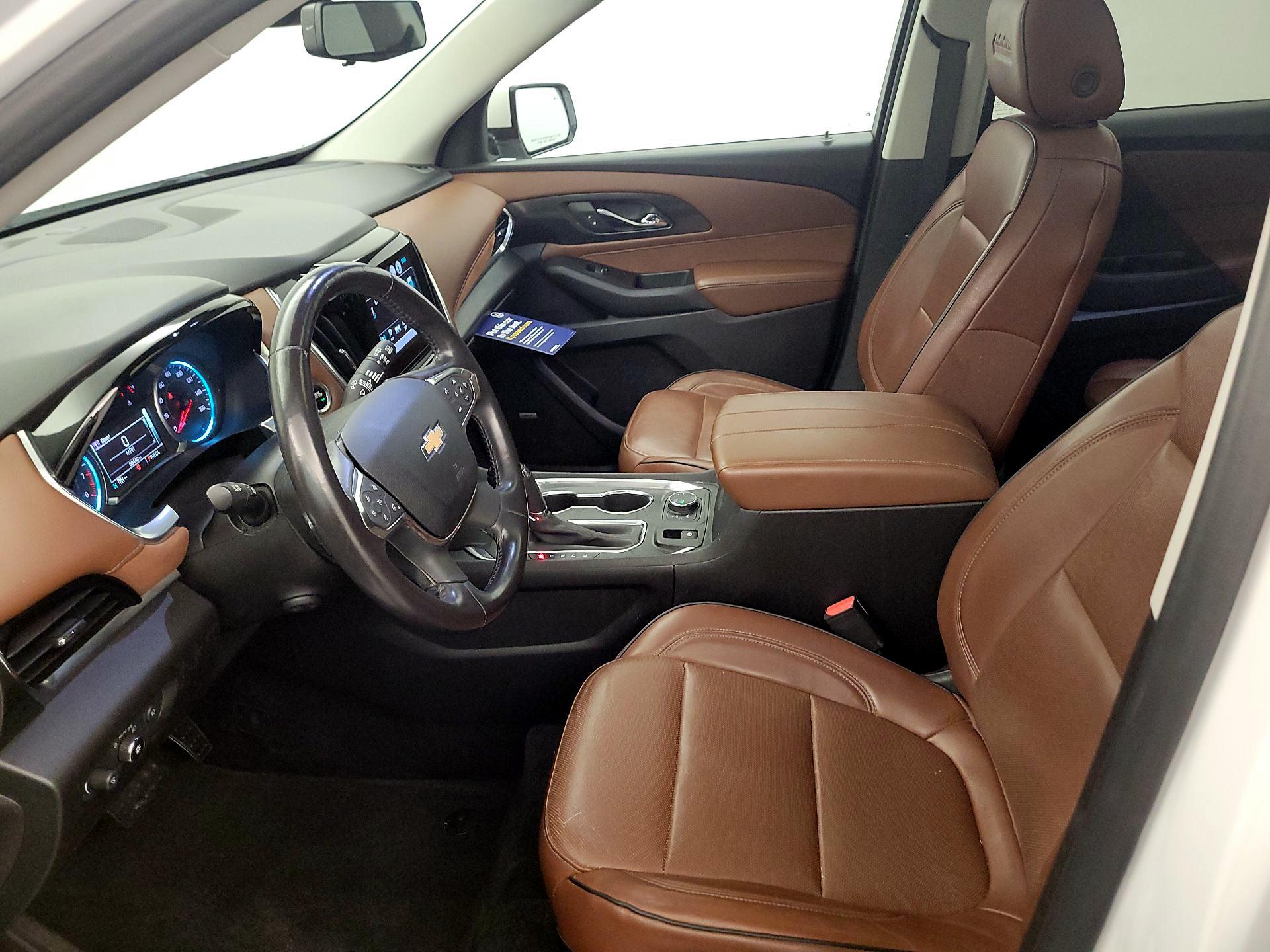 Thumbnail: 2019 Chevrolet Traverse - 11