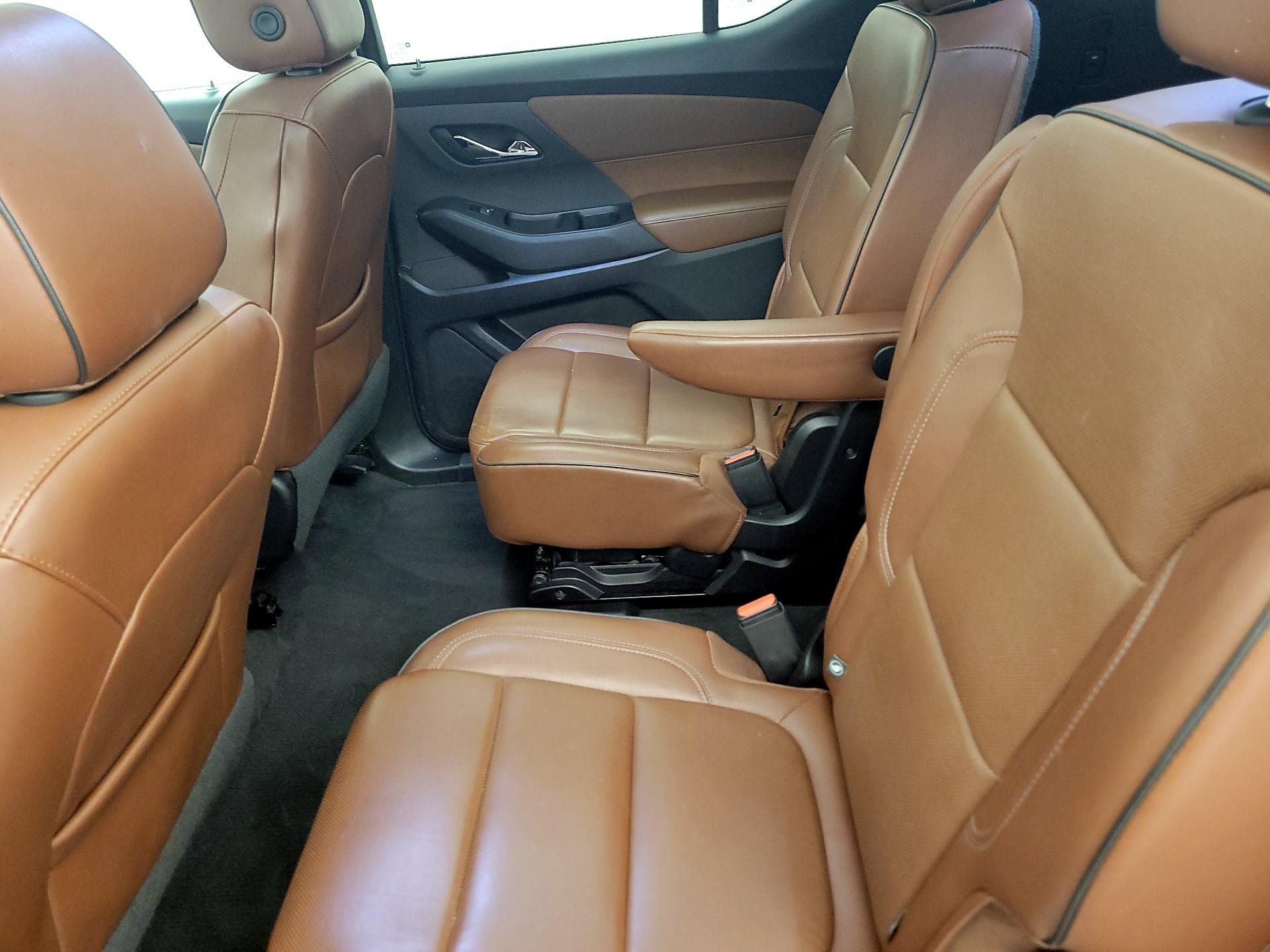 Thumbnail: 2019 Chevrolet Traverse - 19