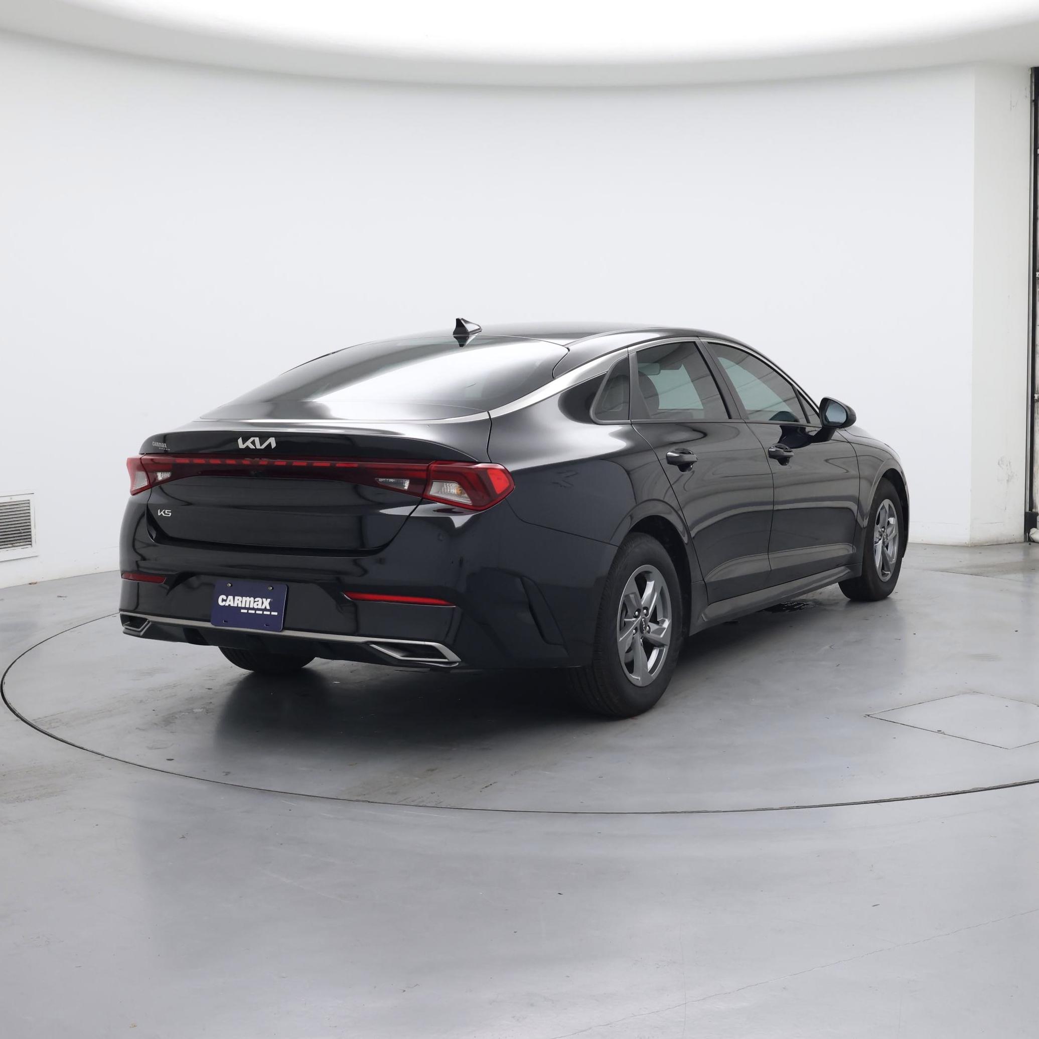 Thumbnail: 2023 Kia K5 - 8