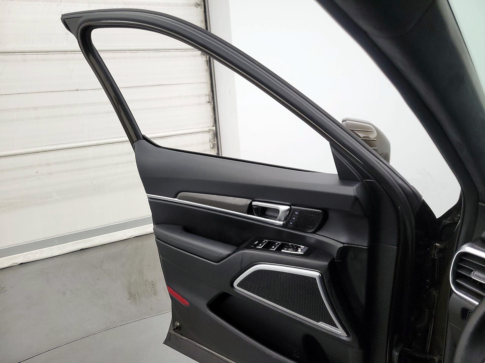 Thumbnail: 2023 Kia Telluride - 12