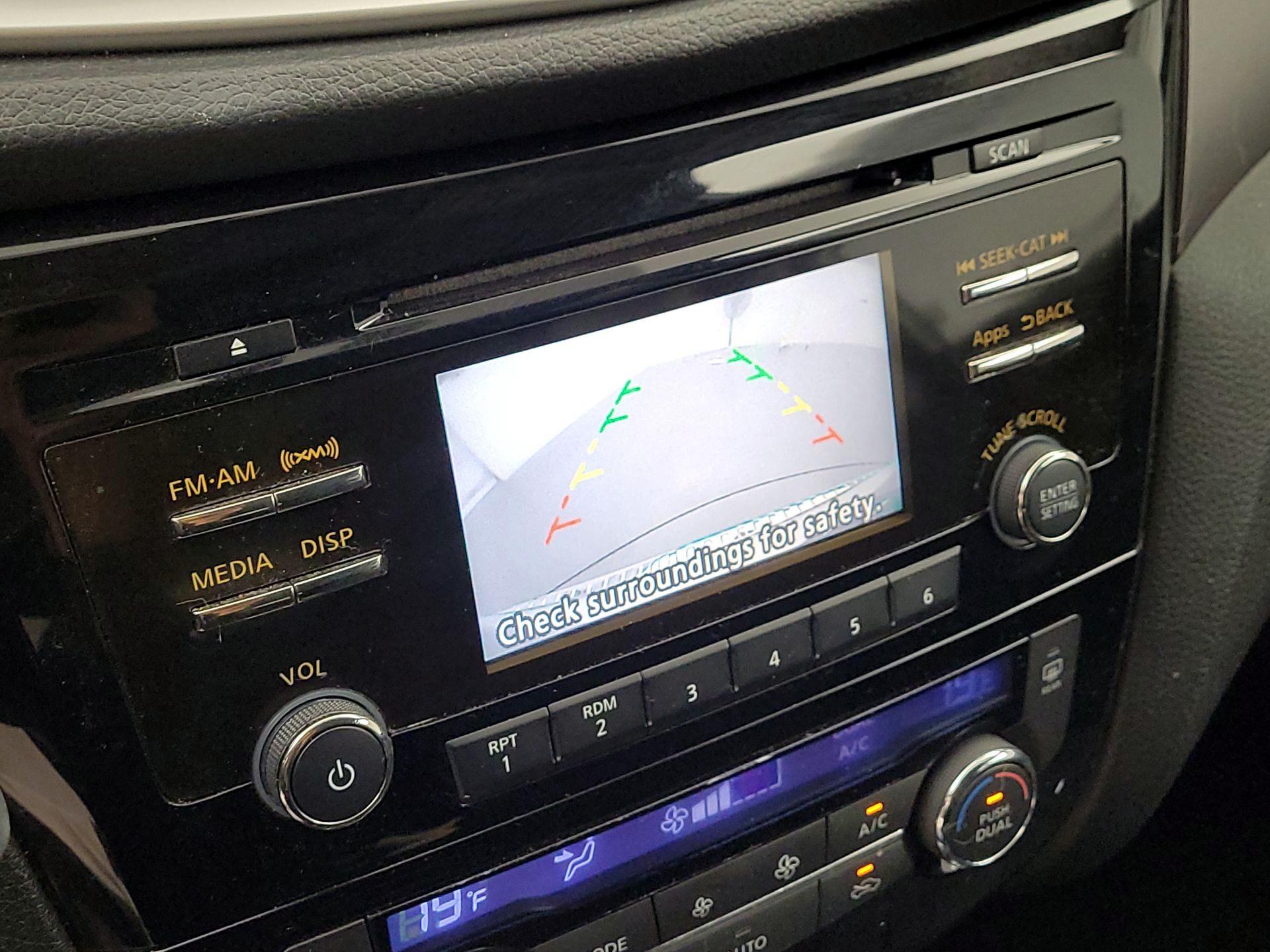 Thumbnail: 2014 Nissan Rogue - 14