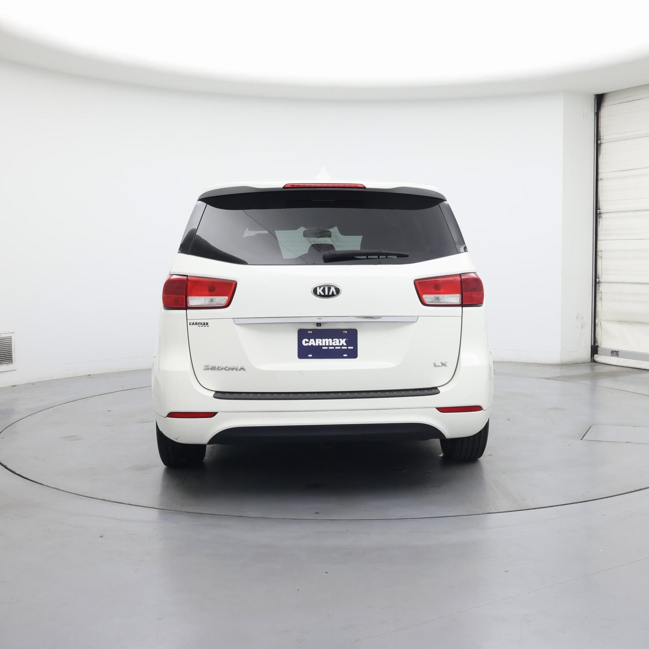 Thumbnail: 2017 Kia Sedona - 6
