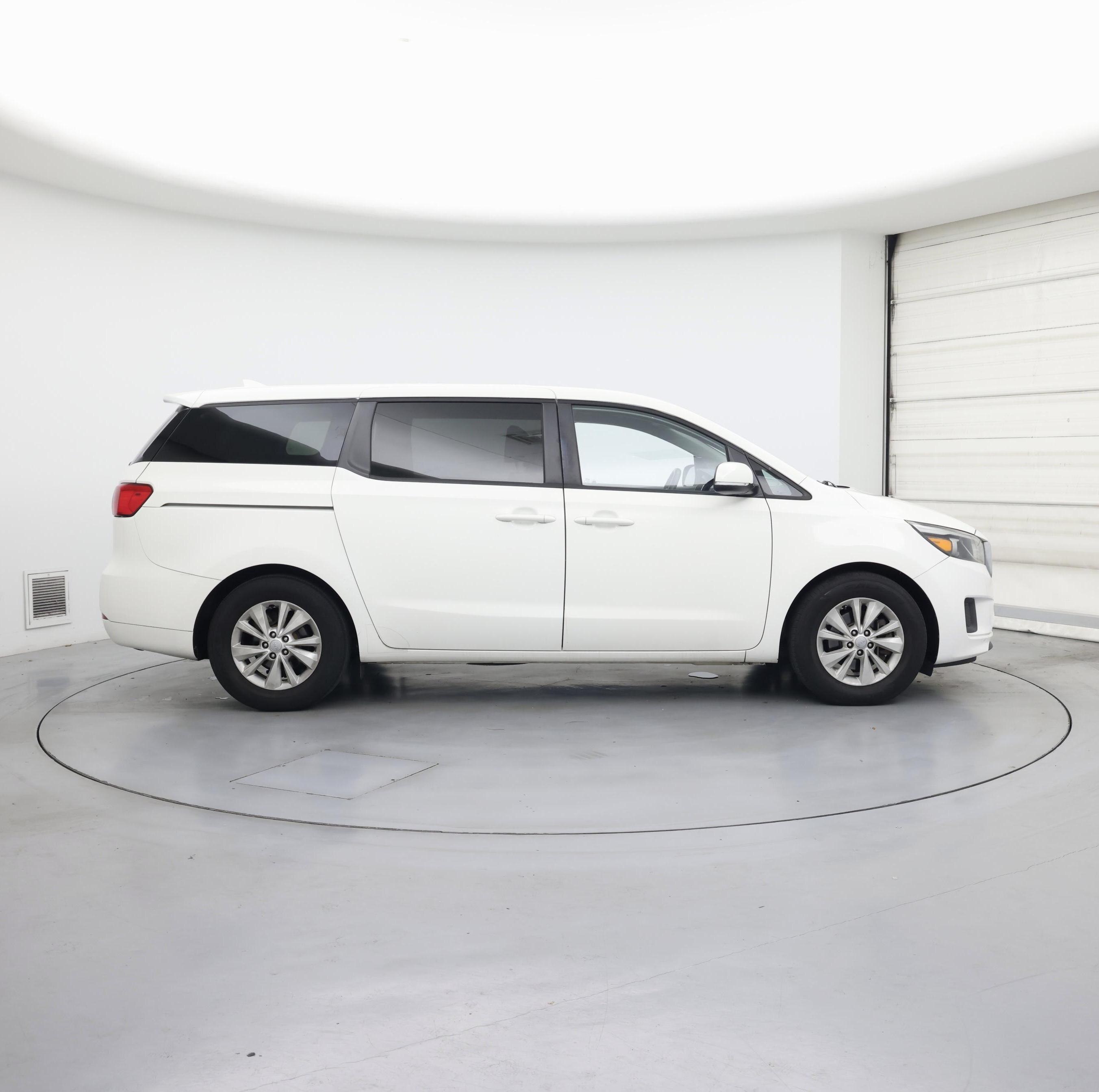 Thumbnail: 2017 Kia Sedona - 7