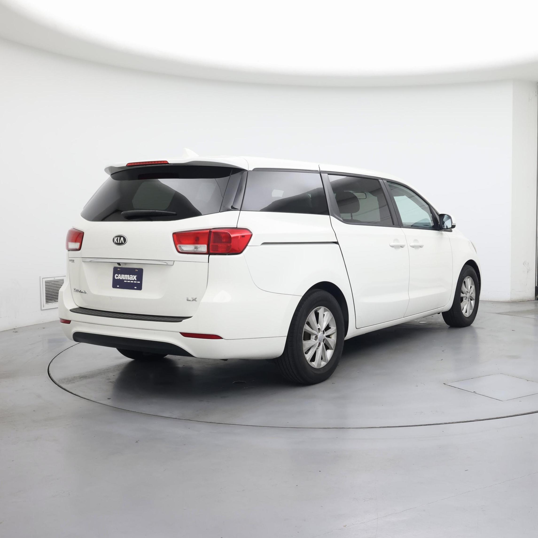 Thumbnail: 2017 Kia Sedona - 8