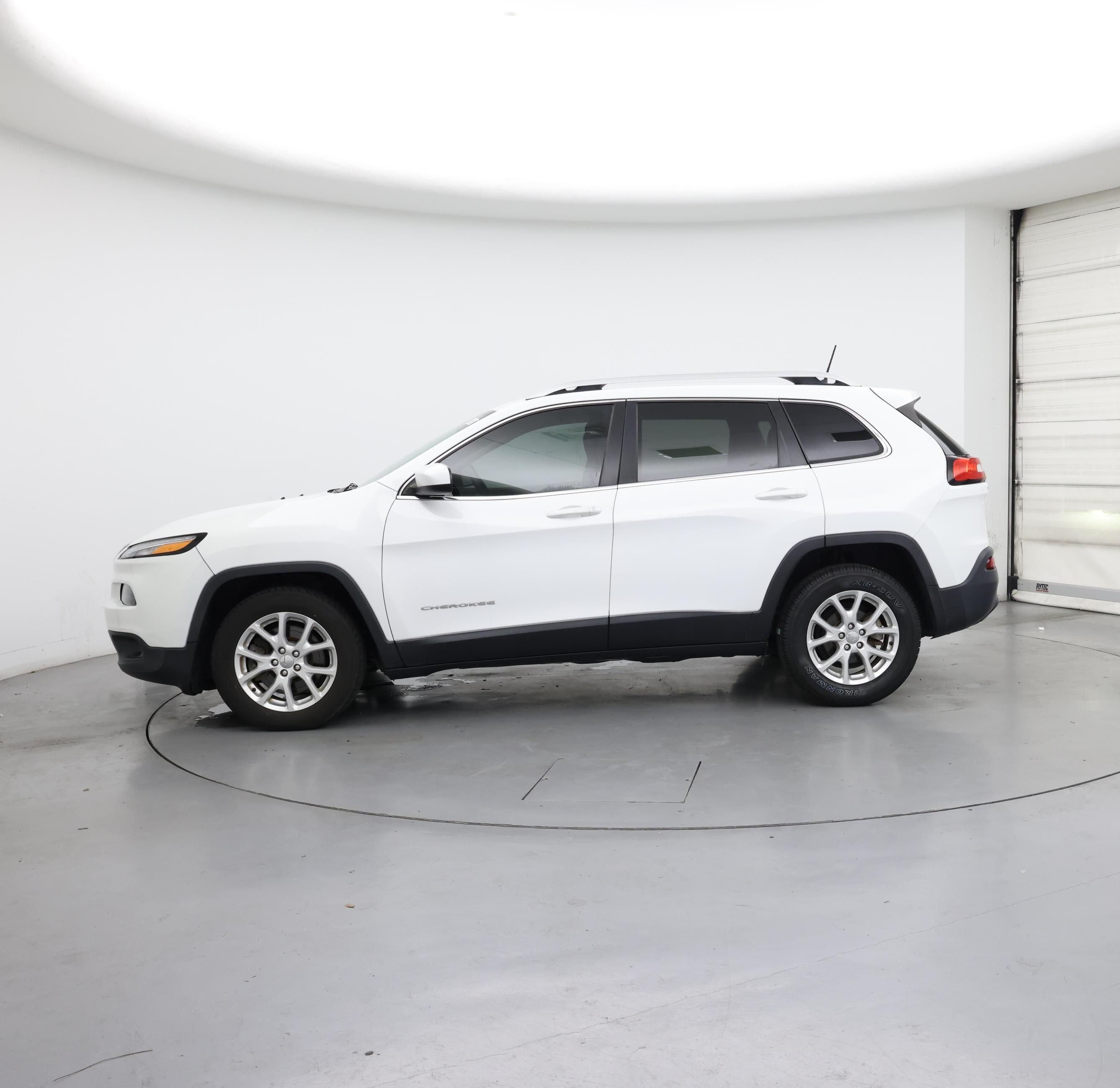 Thumbnail: 2018 Jeep Cherokee - 3