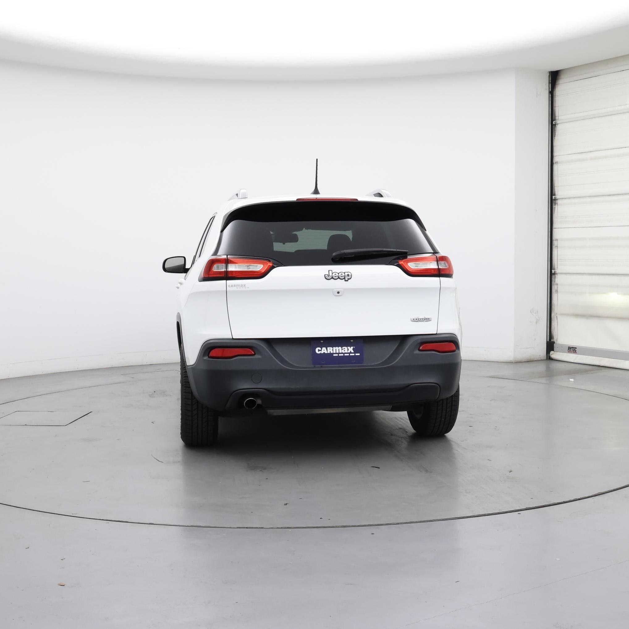 Thumbnail: 2018 Jeep Cherokee - 6