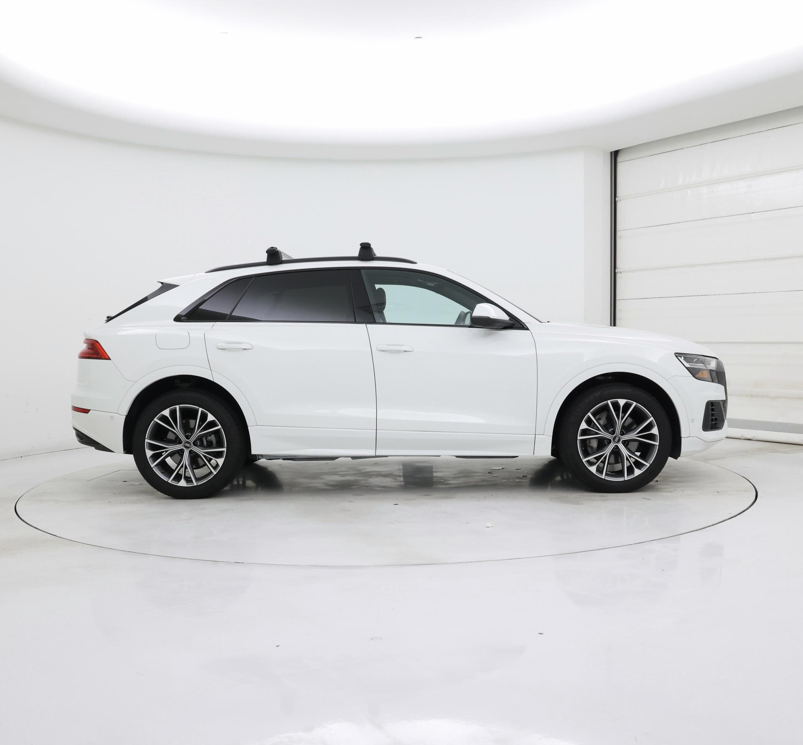 Thumbnail: 2021 Audi Q8 - 7