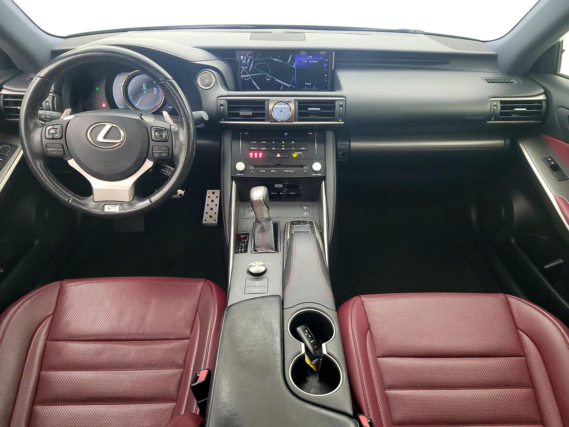 Thumbnail: 2017 Lexus IS - 9