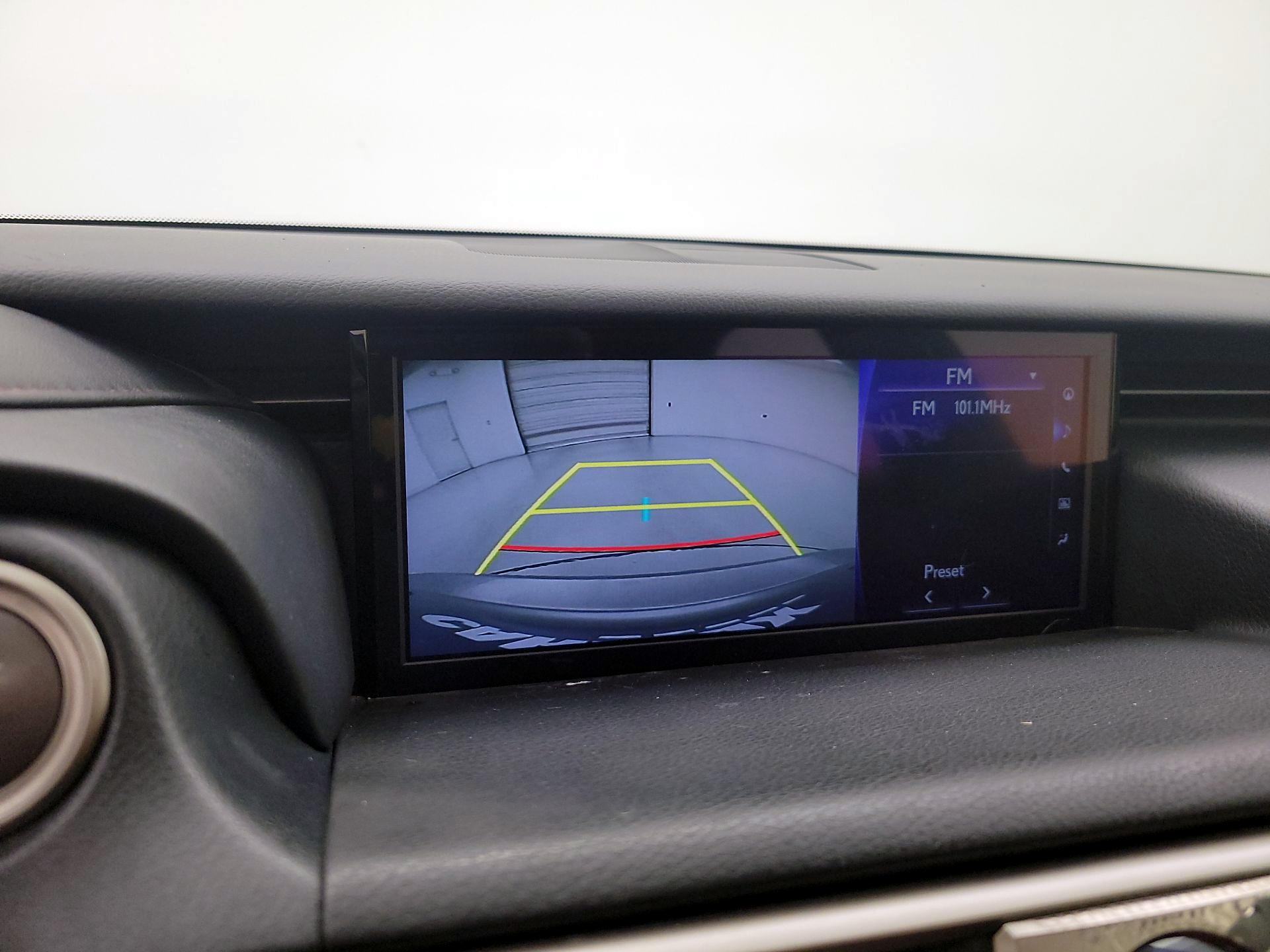 Thumbnail: 2017 Lexus IS - 15