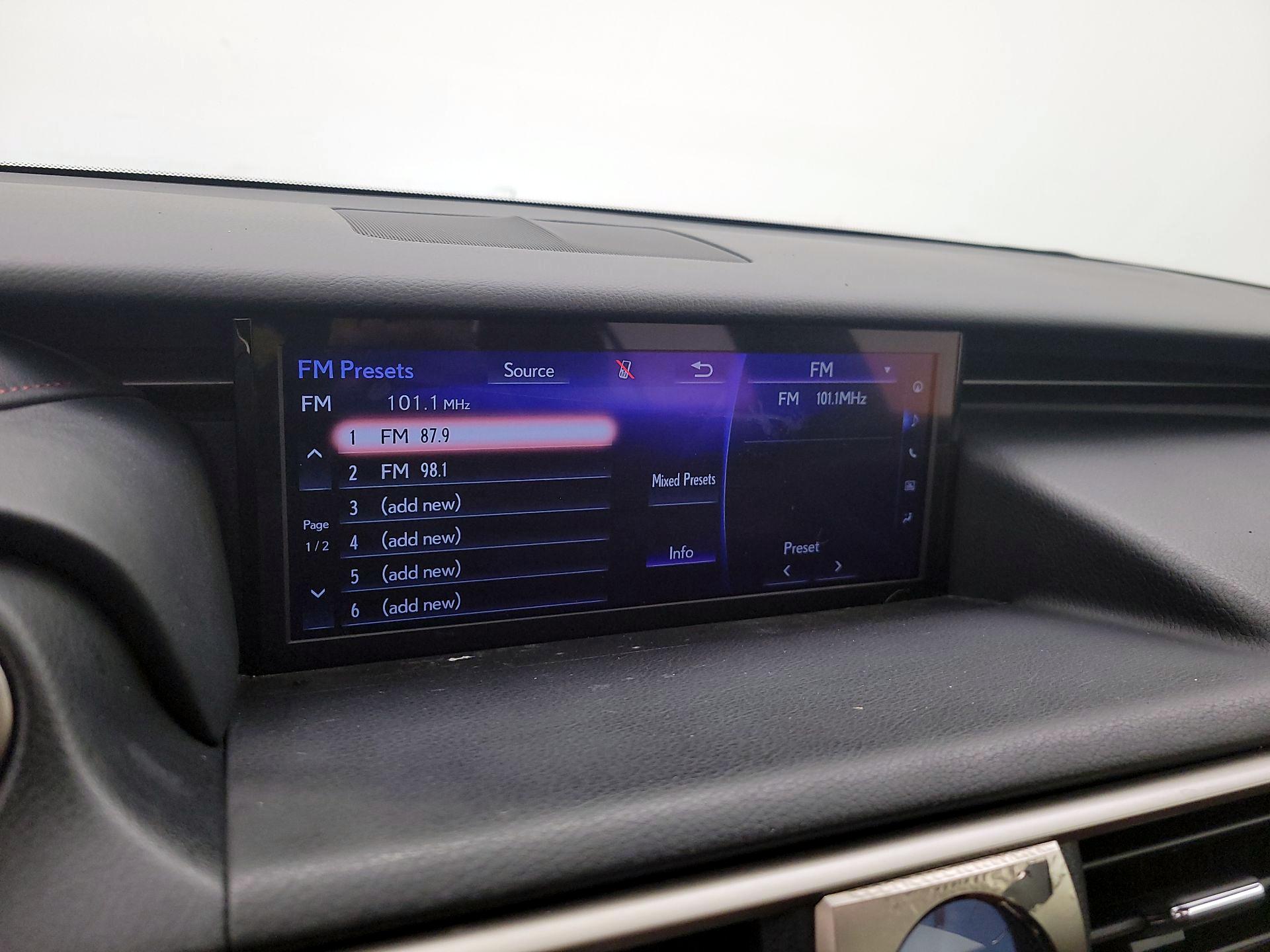 Thumbnail: 2017 Lexus IS - 16