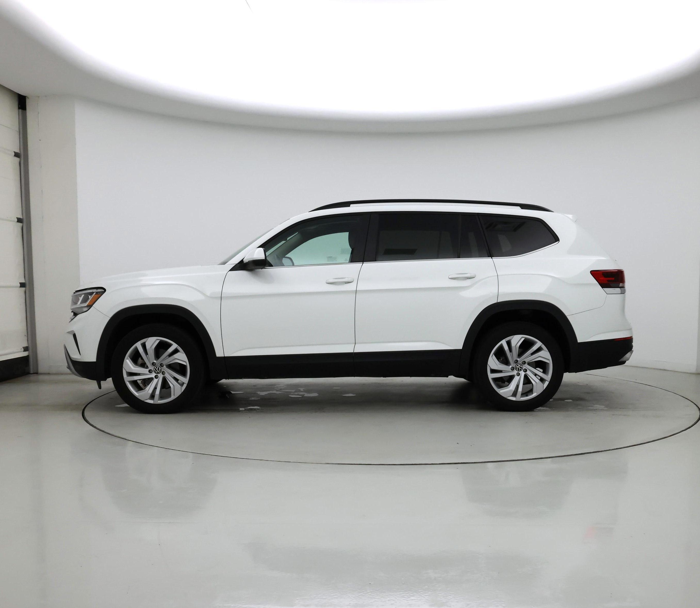 Thumbnail: 2022 Volkswagen Atlas - 3