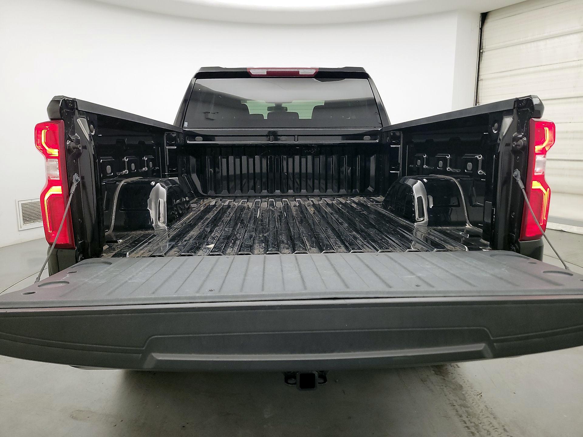 Thumbnail: 2022 Chevrolet Silverado 1500 - 17