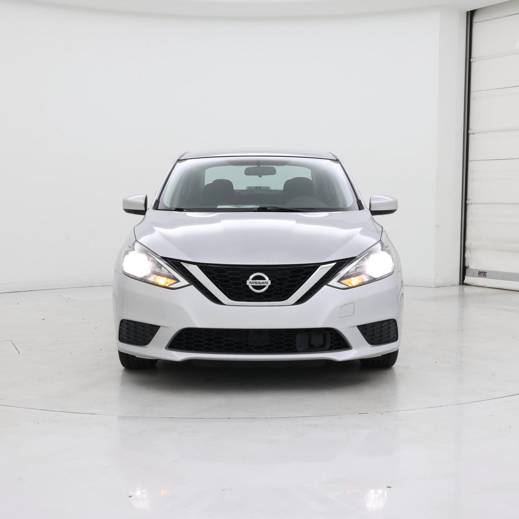 Thumbnail: 2018 Nissan Sentra - 5