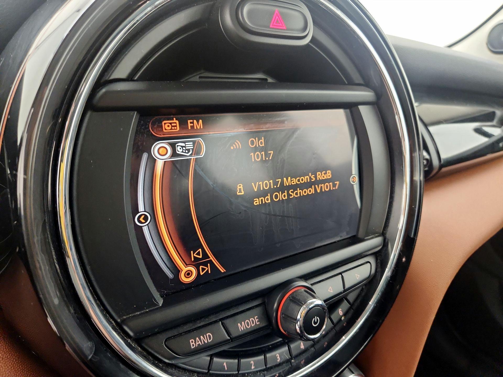 Thumbnail: 2017 MINI Cooper Hardtop - 14