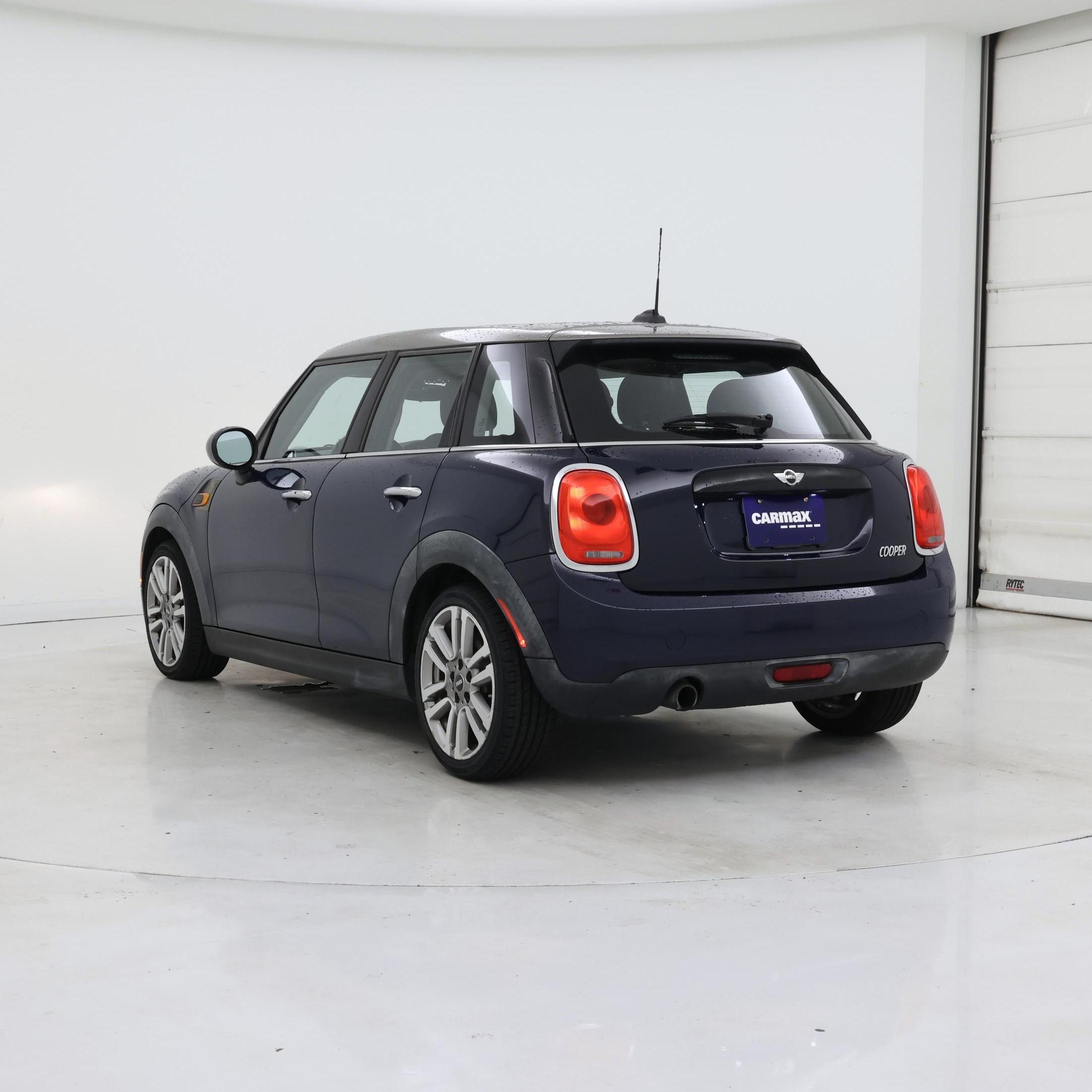 Thumbnail: 2017 MINI Cooper Hardtop - 2