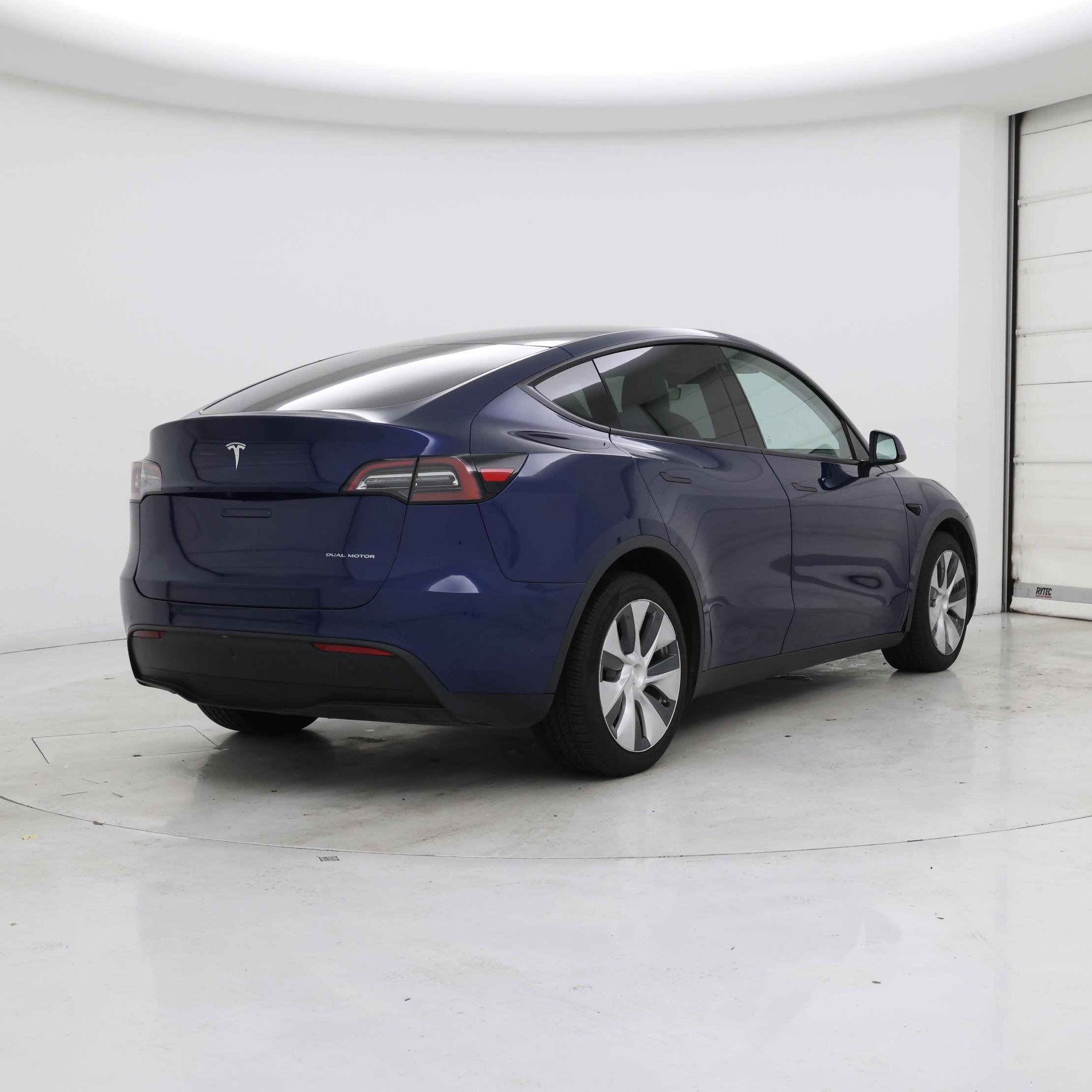 Thumbnail: 2022 Tesla Model Y - 8