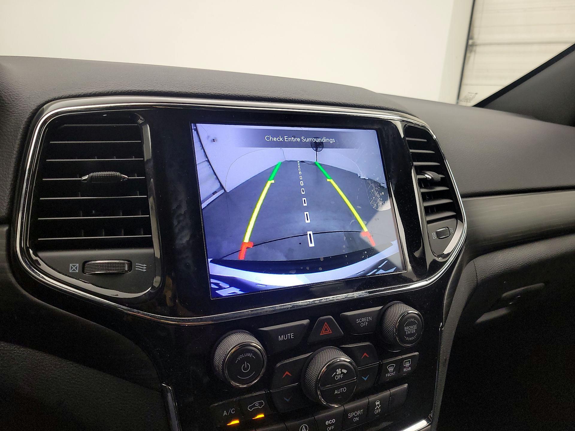 Thumbnail: 2021 Jeep Grand Cherokee - 15