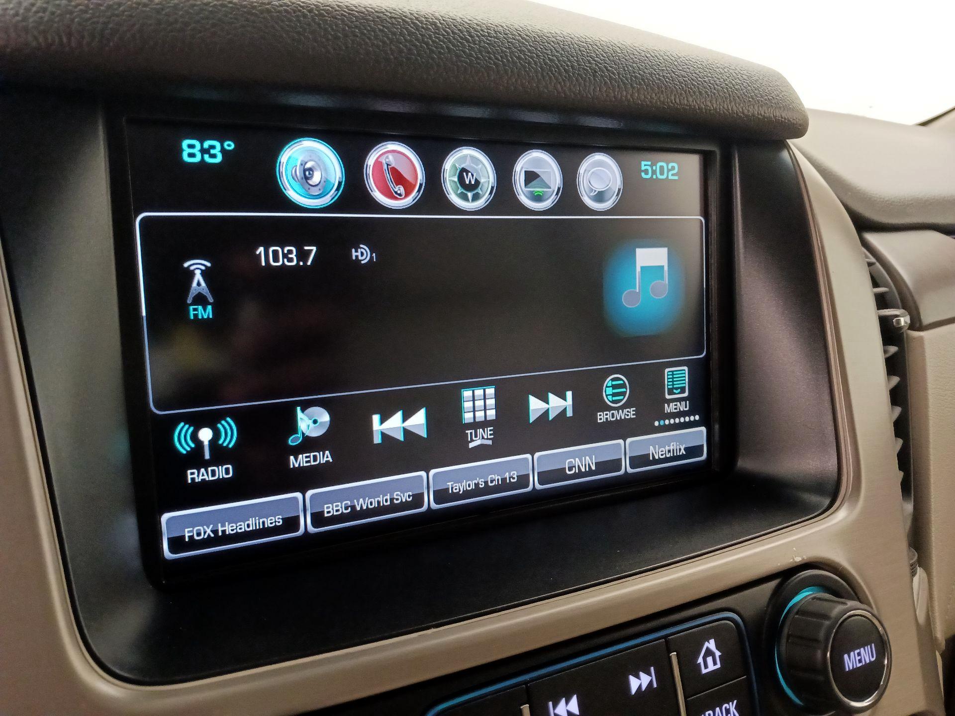 Thumbnail: 2019 GMC Yukon XL - 16