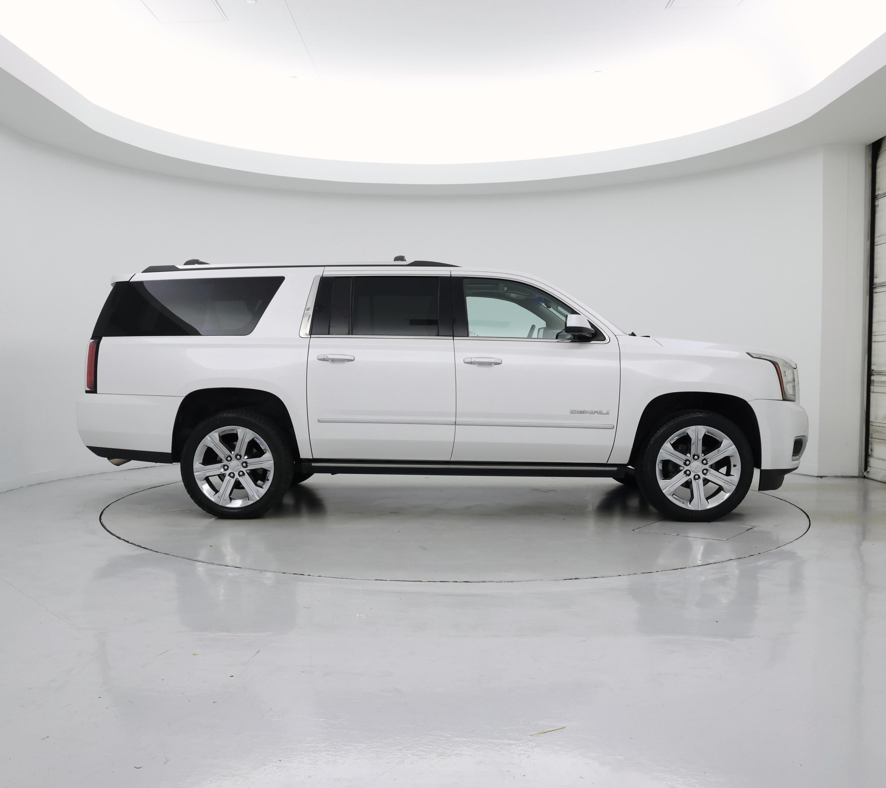 Thumbnail: 2019 GMC Yukon XL - 7