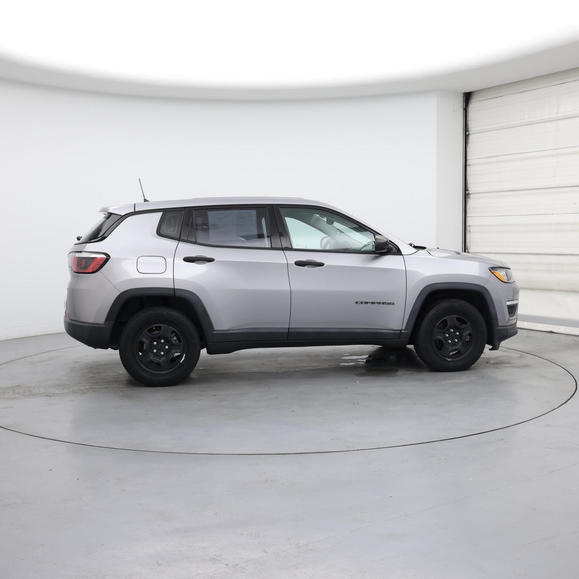 Thumbnail: 2018 Jeep Compass - 7