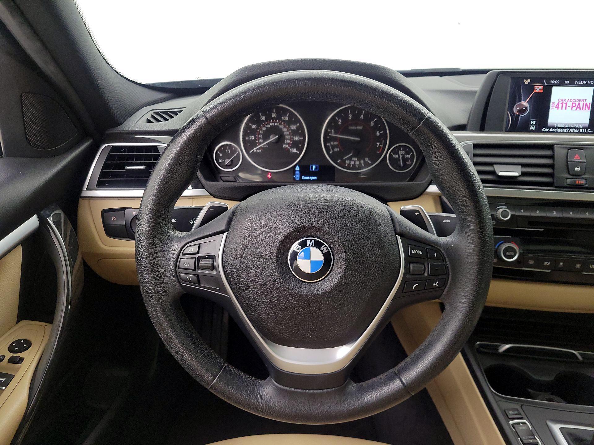 Thumbnail: 2017 BMW 3 Series - 10