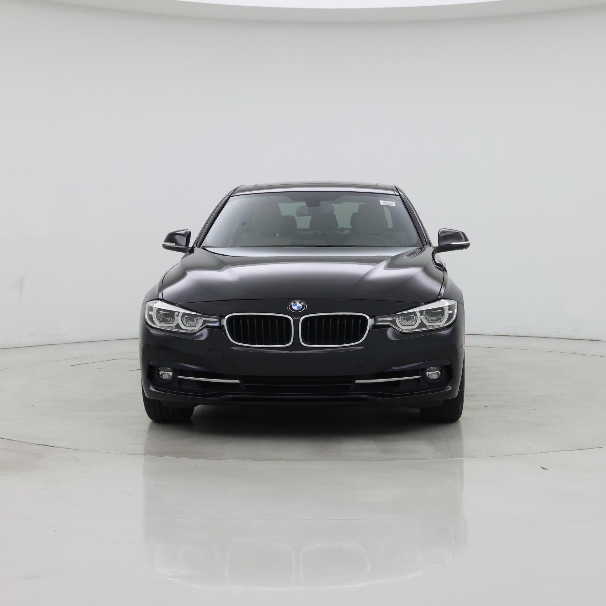 Thumbnail: 2017 BMW 3 Series - 5