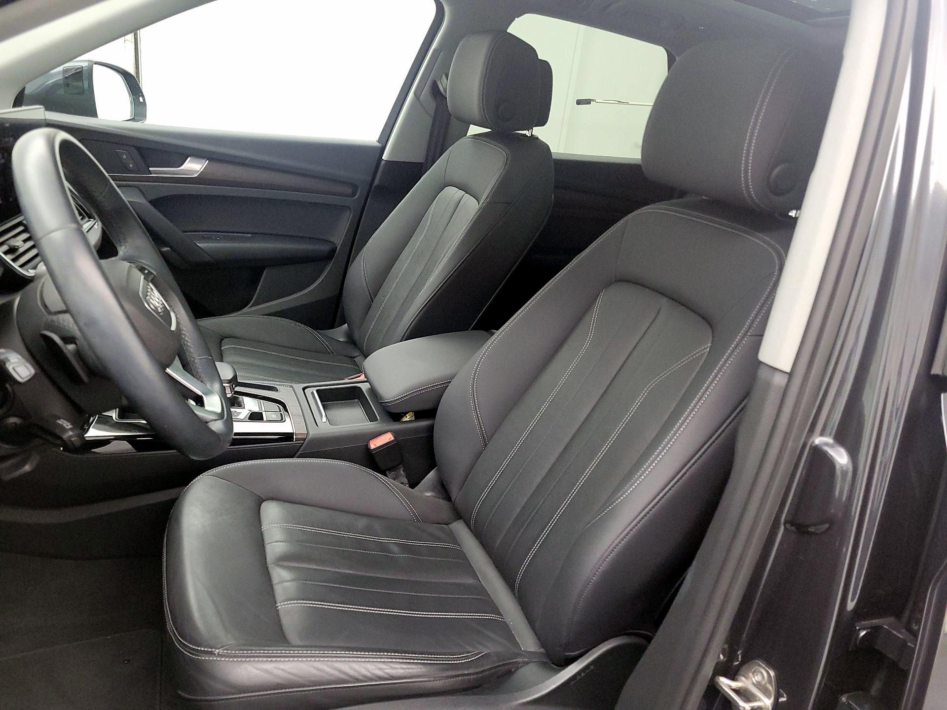 Thumbnail: 2021 Audi Q5 - 11