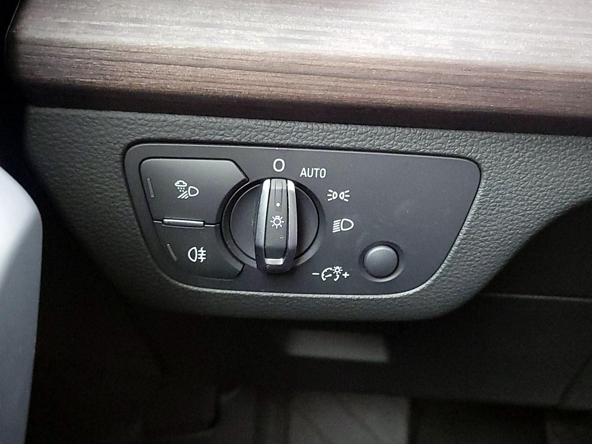 Thumbnail: 2021 Audi Q5 - 13