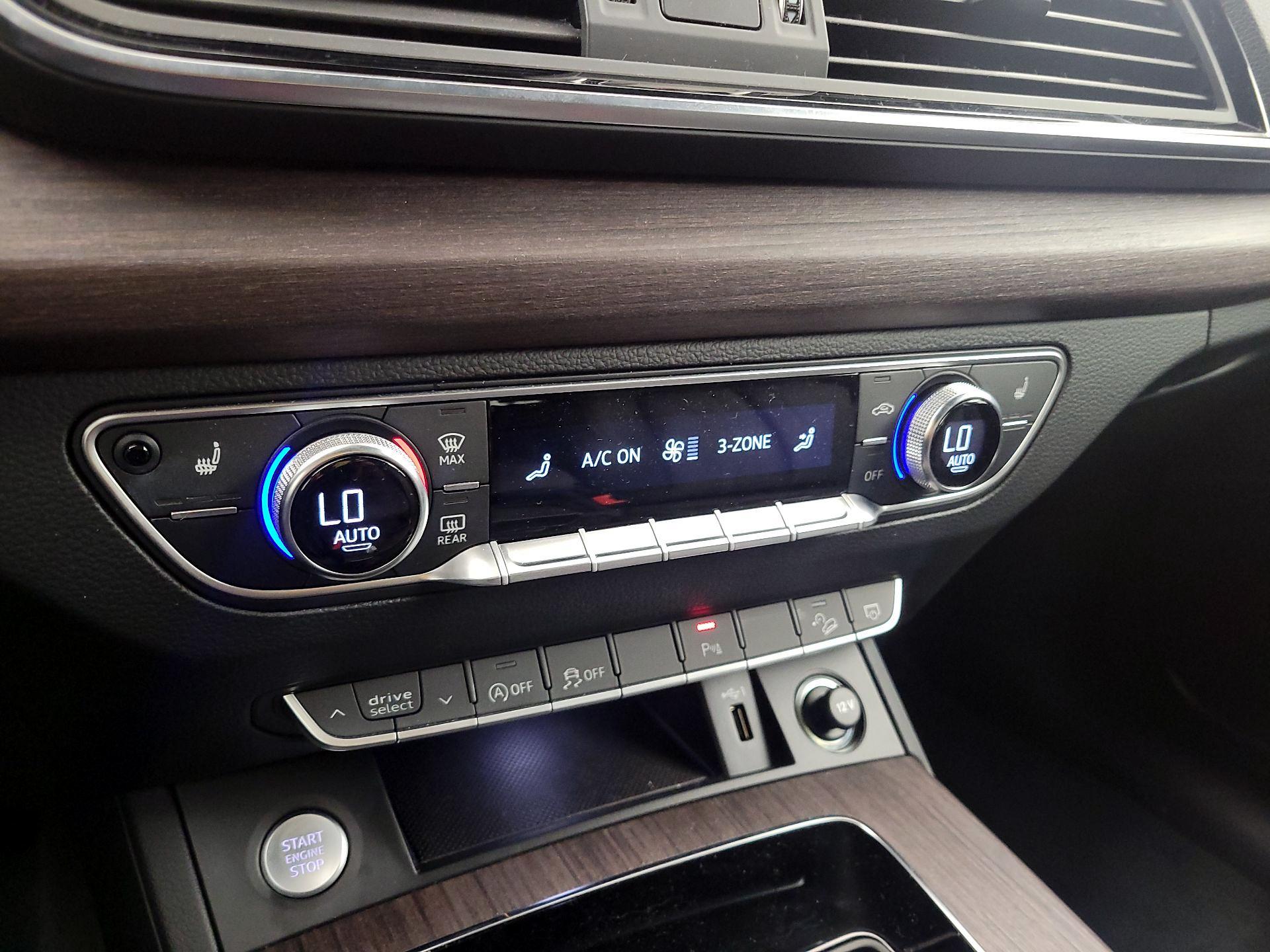 Thumbnail: 2021 Audi Q5 - 16