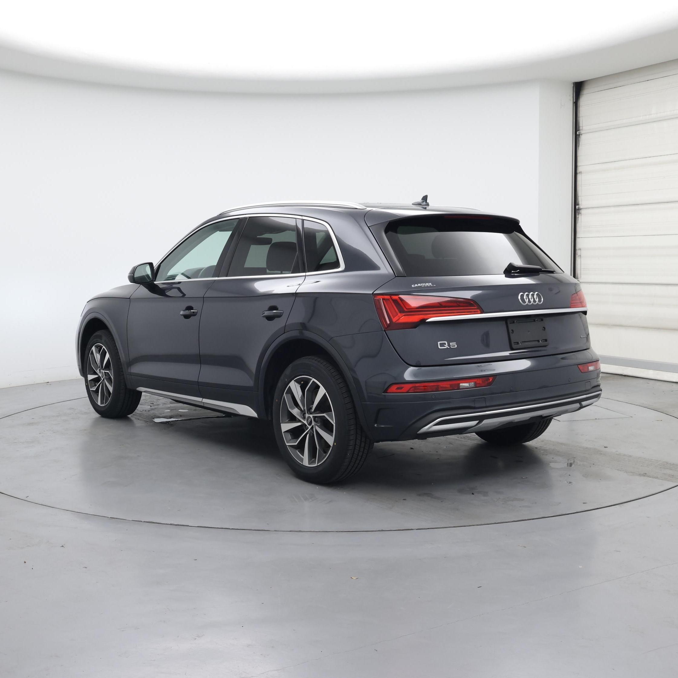 Thumbnail: 2021 Audi Q5 - 2