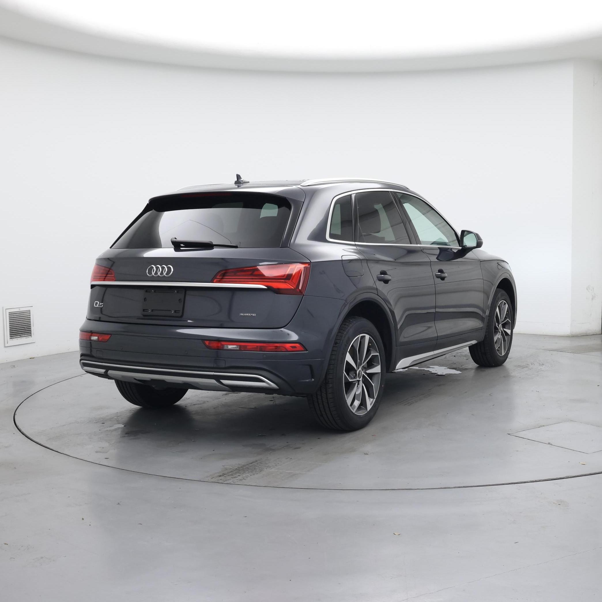 Thumbnail: 2021 Audi Q5 - 8