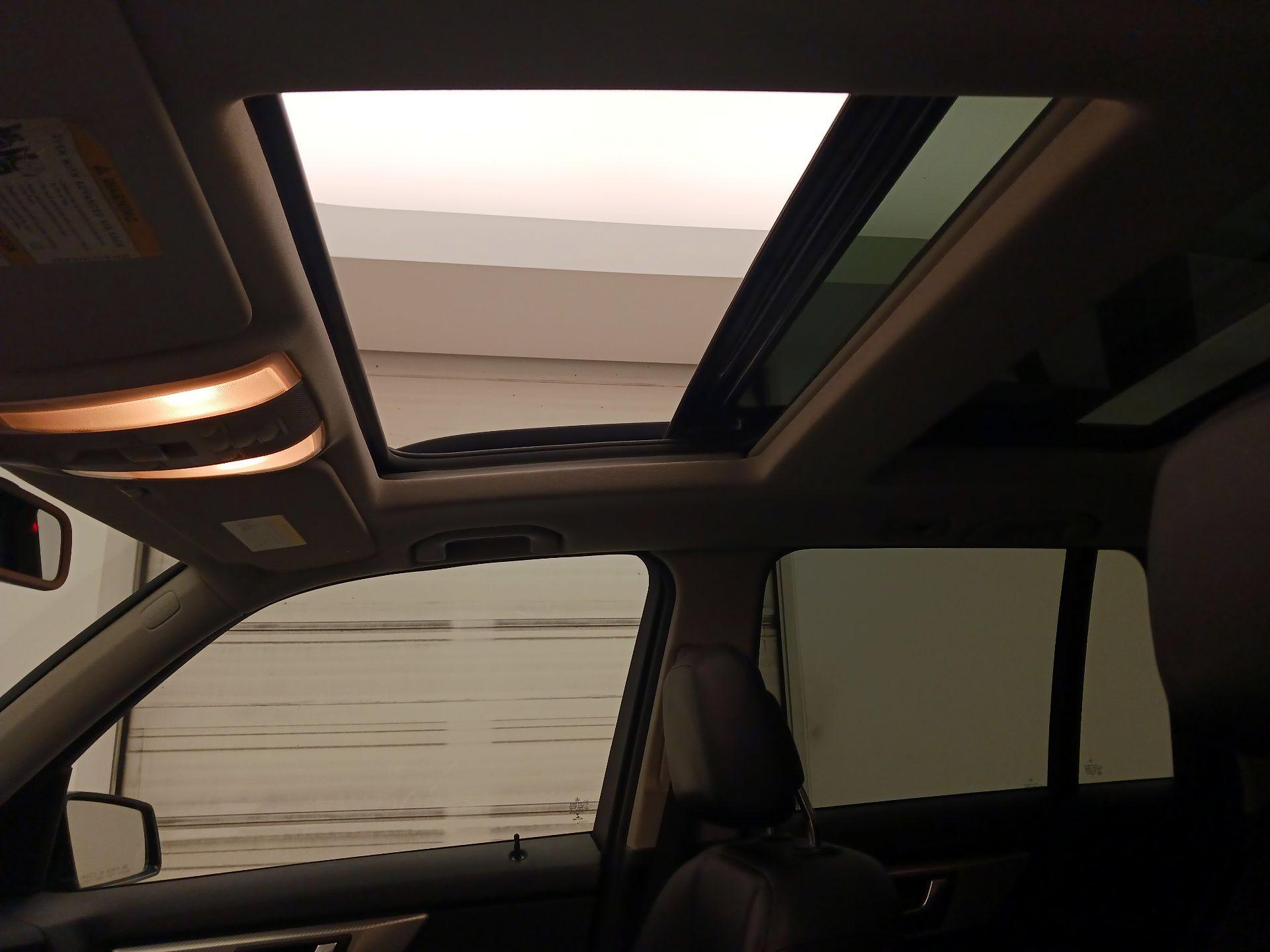 Thumbnail: 2014 Mercedes-Benz GLK - 16