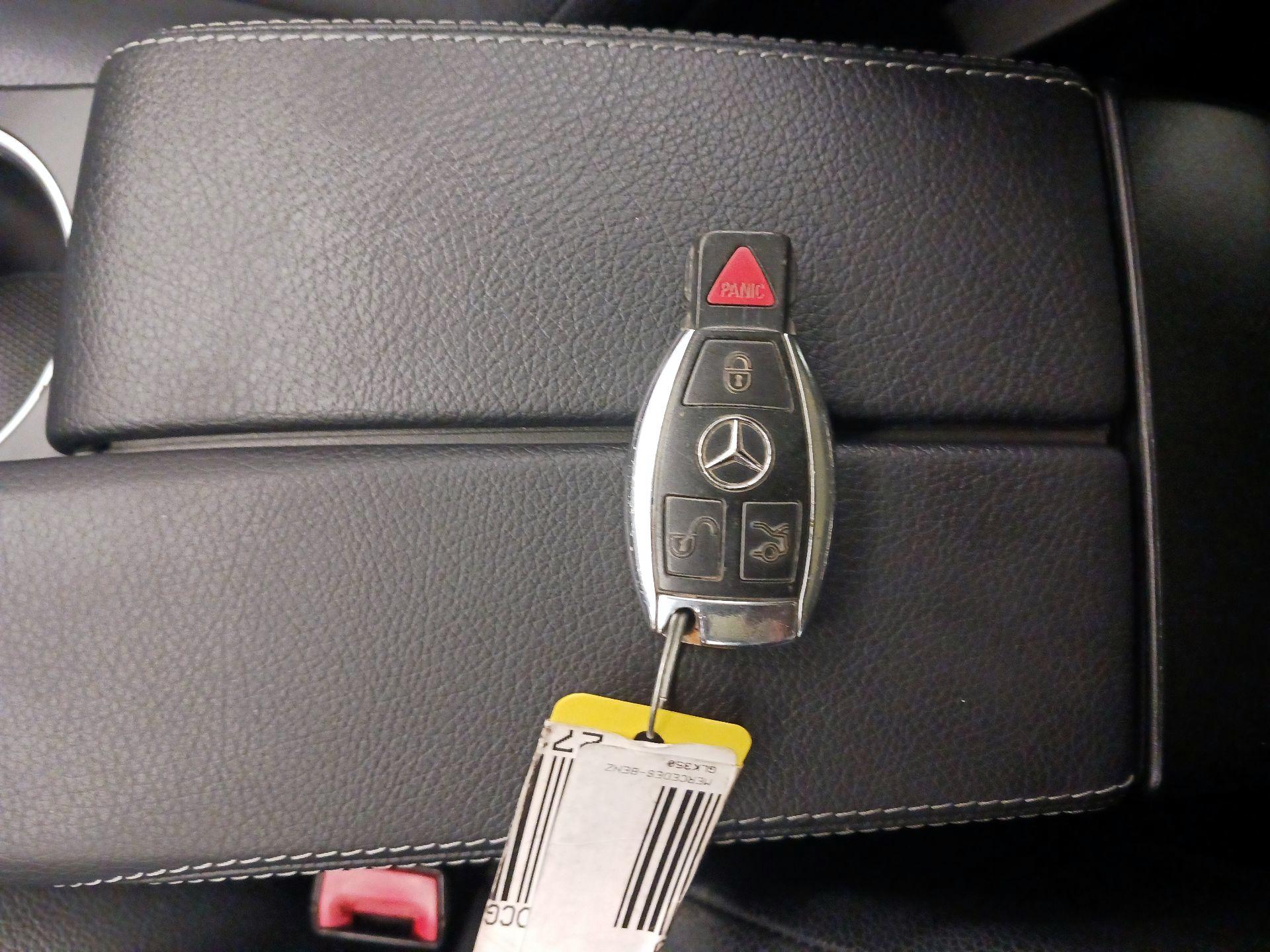 Thumbnail: 2014 Mercedes-Benz GLK - 20