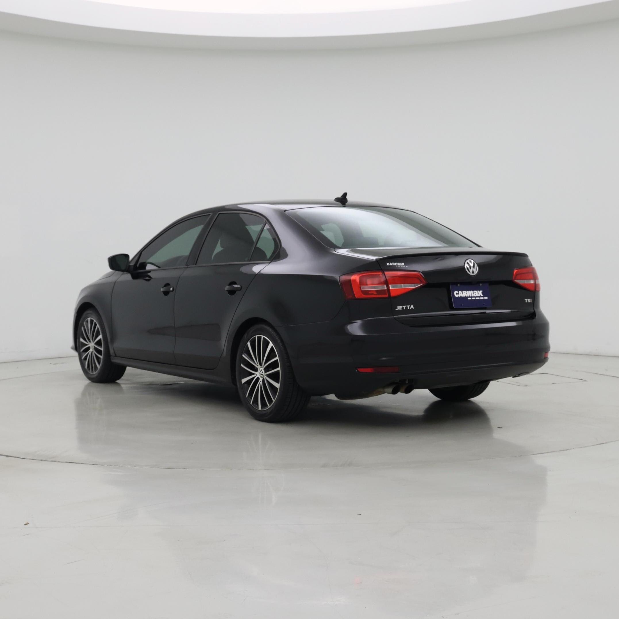 Thumbnail: 2015 Volkswagen Jetta - 2