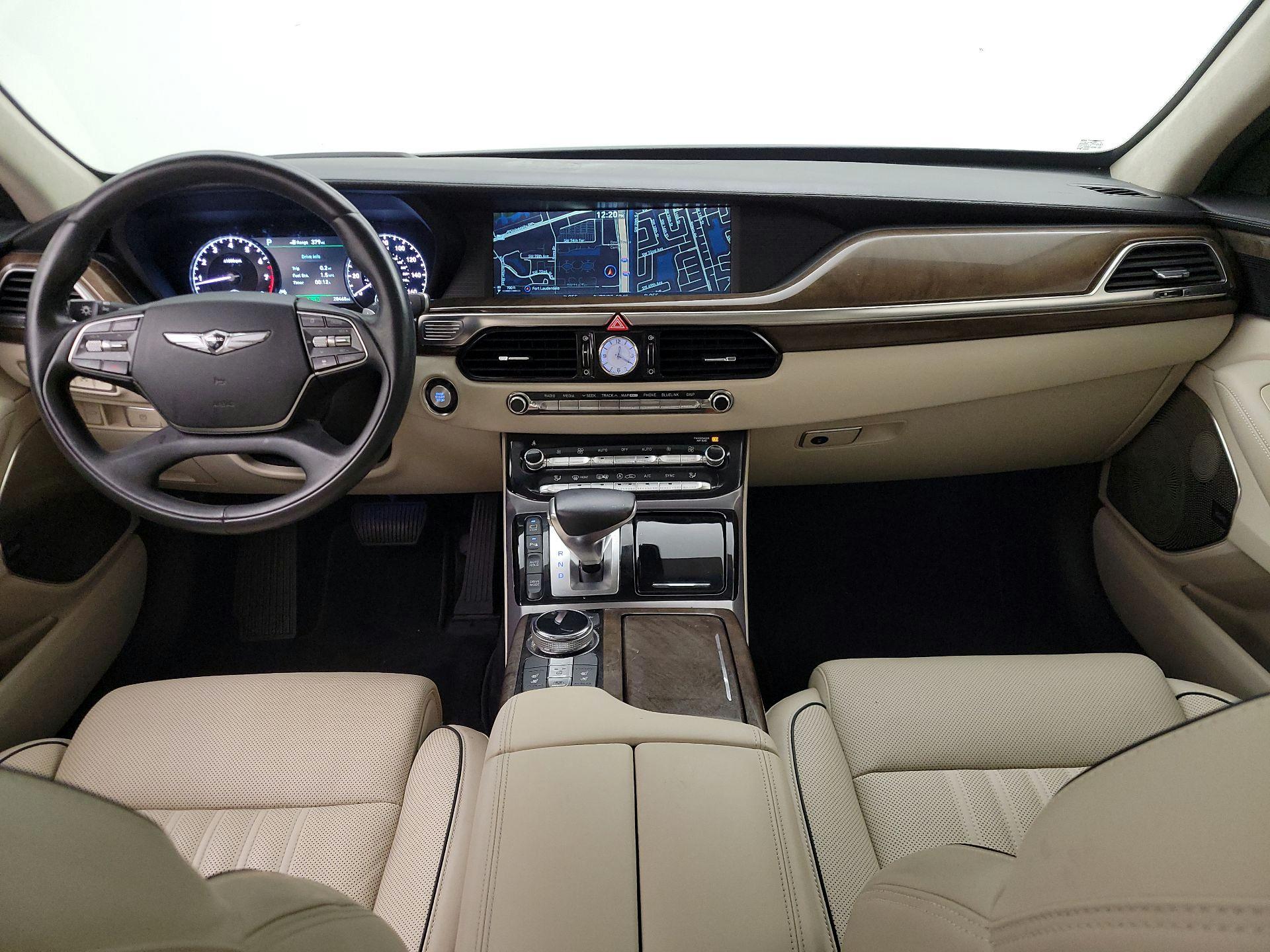Thumbnail: 2017 Genesis G90 - 9